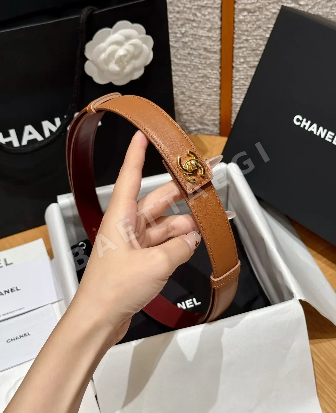 샤넬 가죽 회전식 더블 C 버클 벨트 177309
