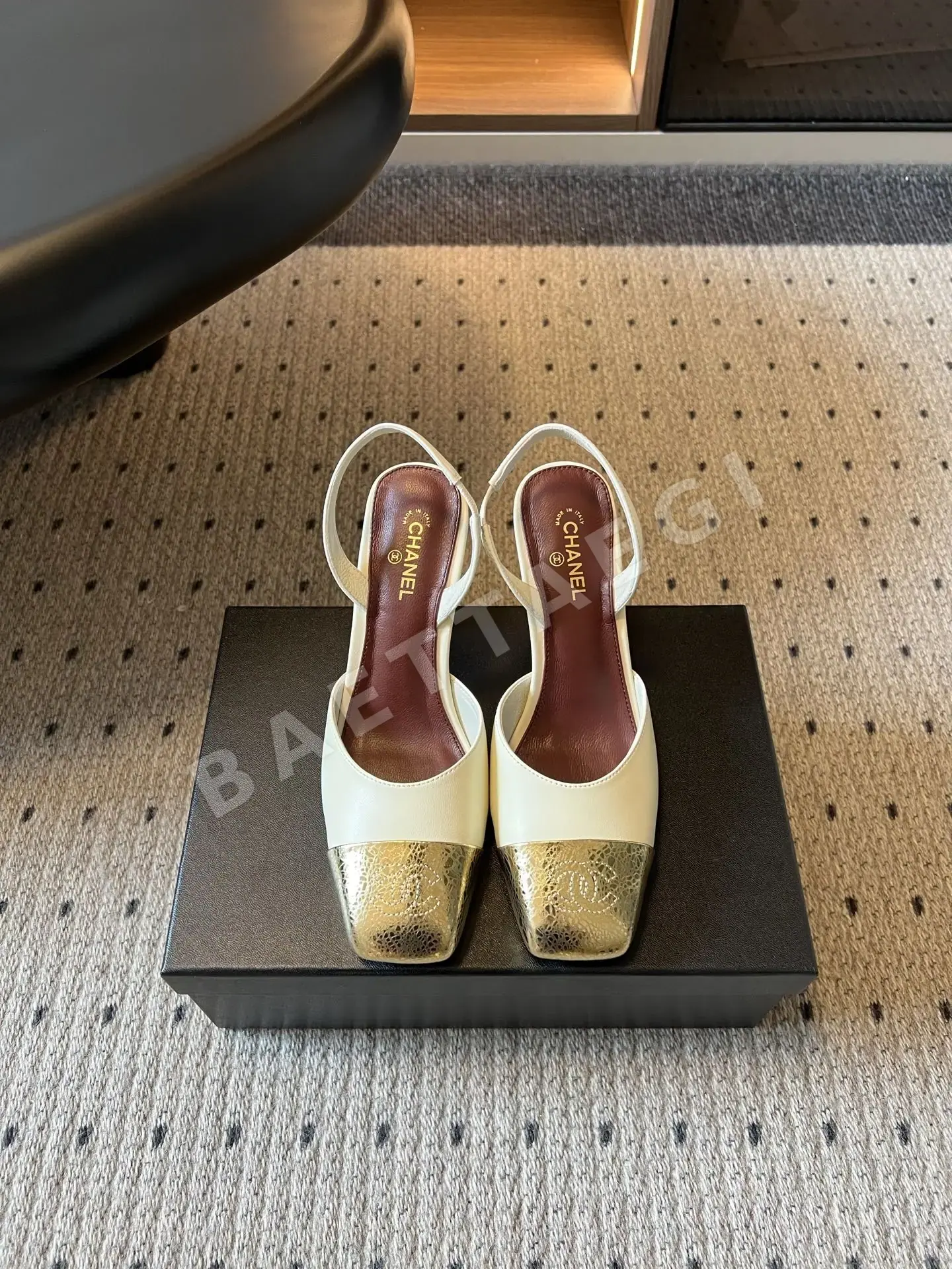 샤넬 힐 더블 C 엠보싱 상세 이미지 2