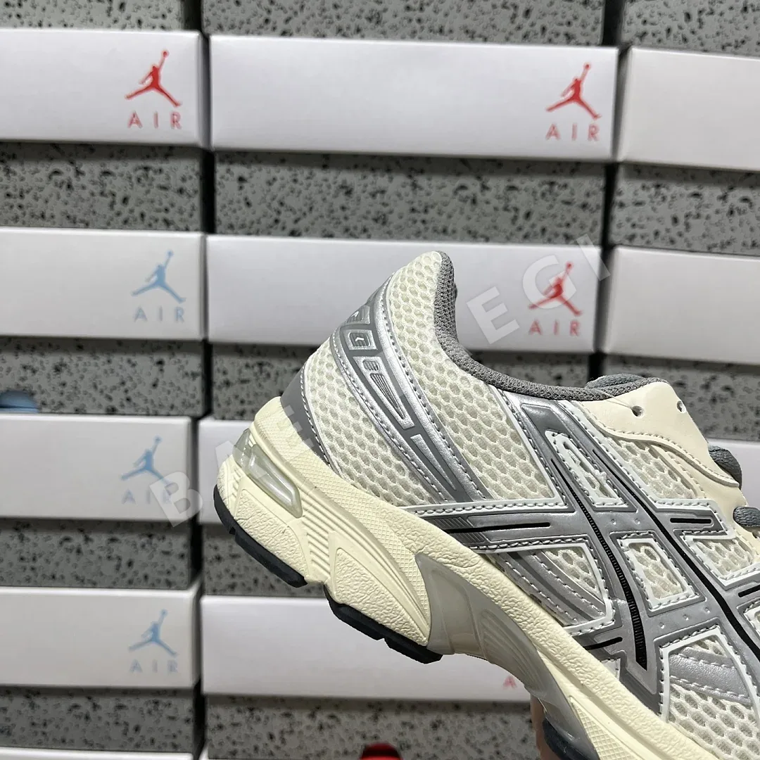 아식스 [VP] 젤 1130 1202A164-116 200548 Asics Gel-1130 Cream Clay Grey 상세 이미지 5