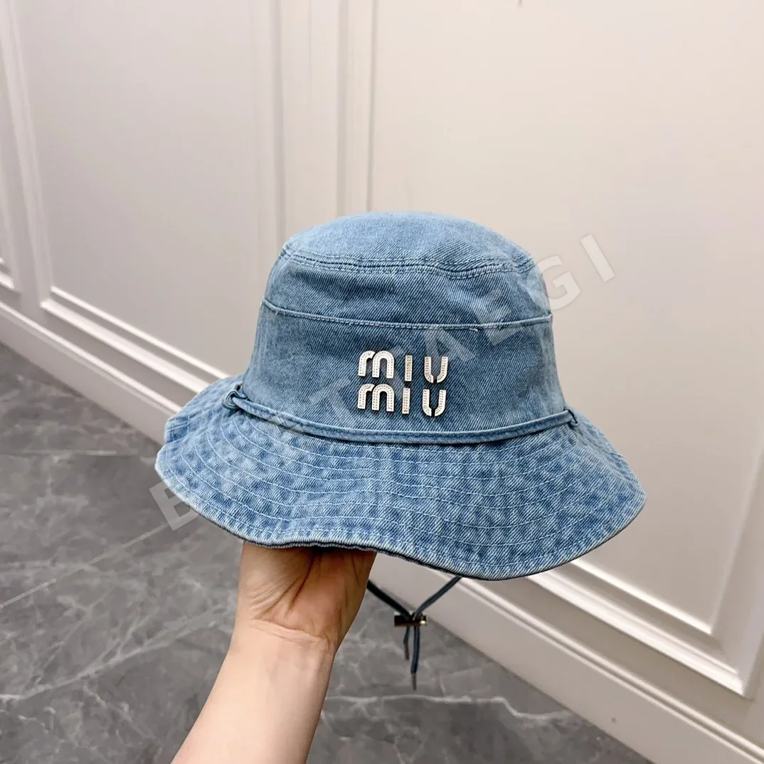 미우미우 모자 81067 Miu Miu Cap 상세 이미지 4