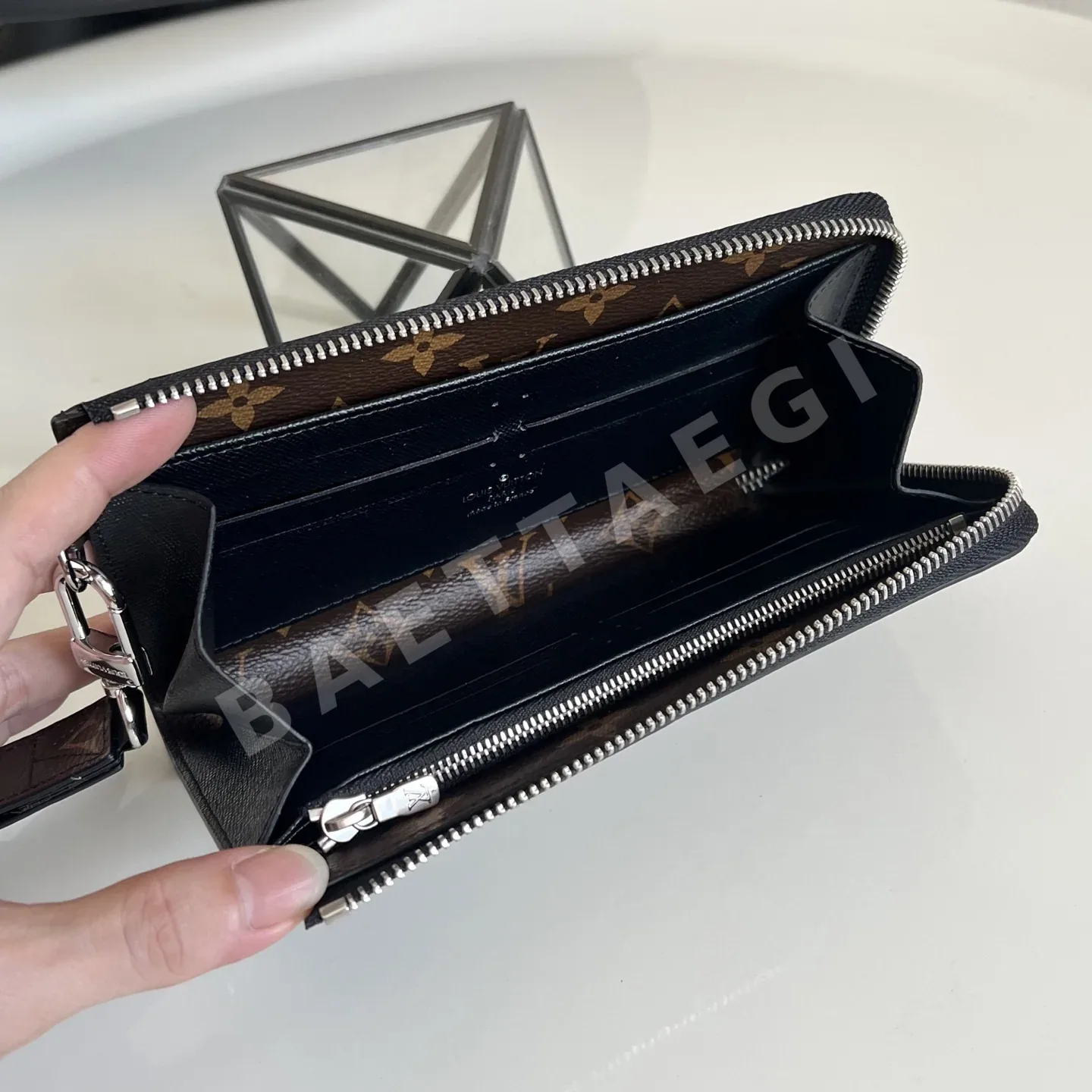 루이비통 M69407 월릿 모노그램 상세 이미지 7