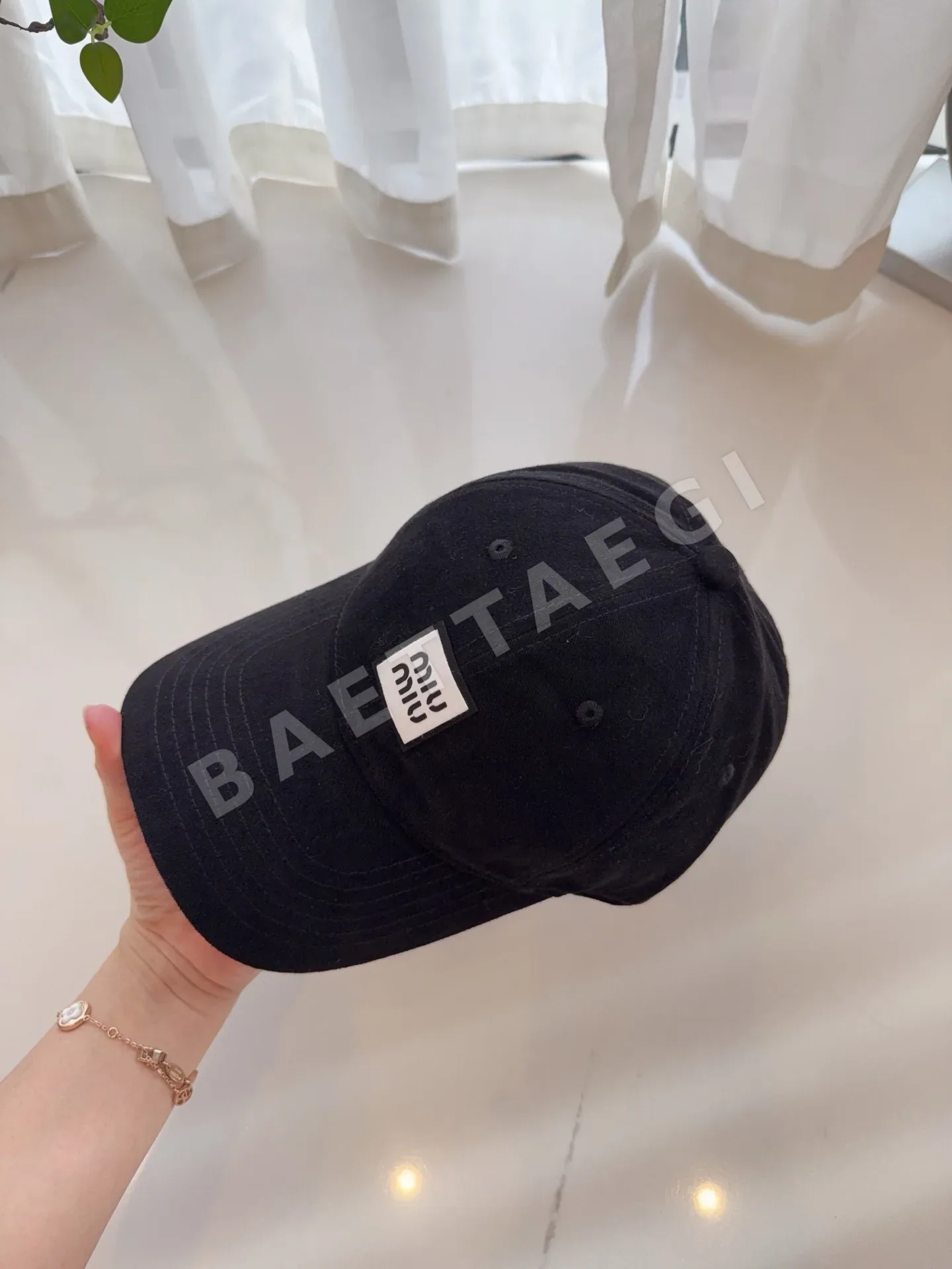 미우미우 모자 81343 Miu Miu Cap 상세 이미지 3