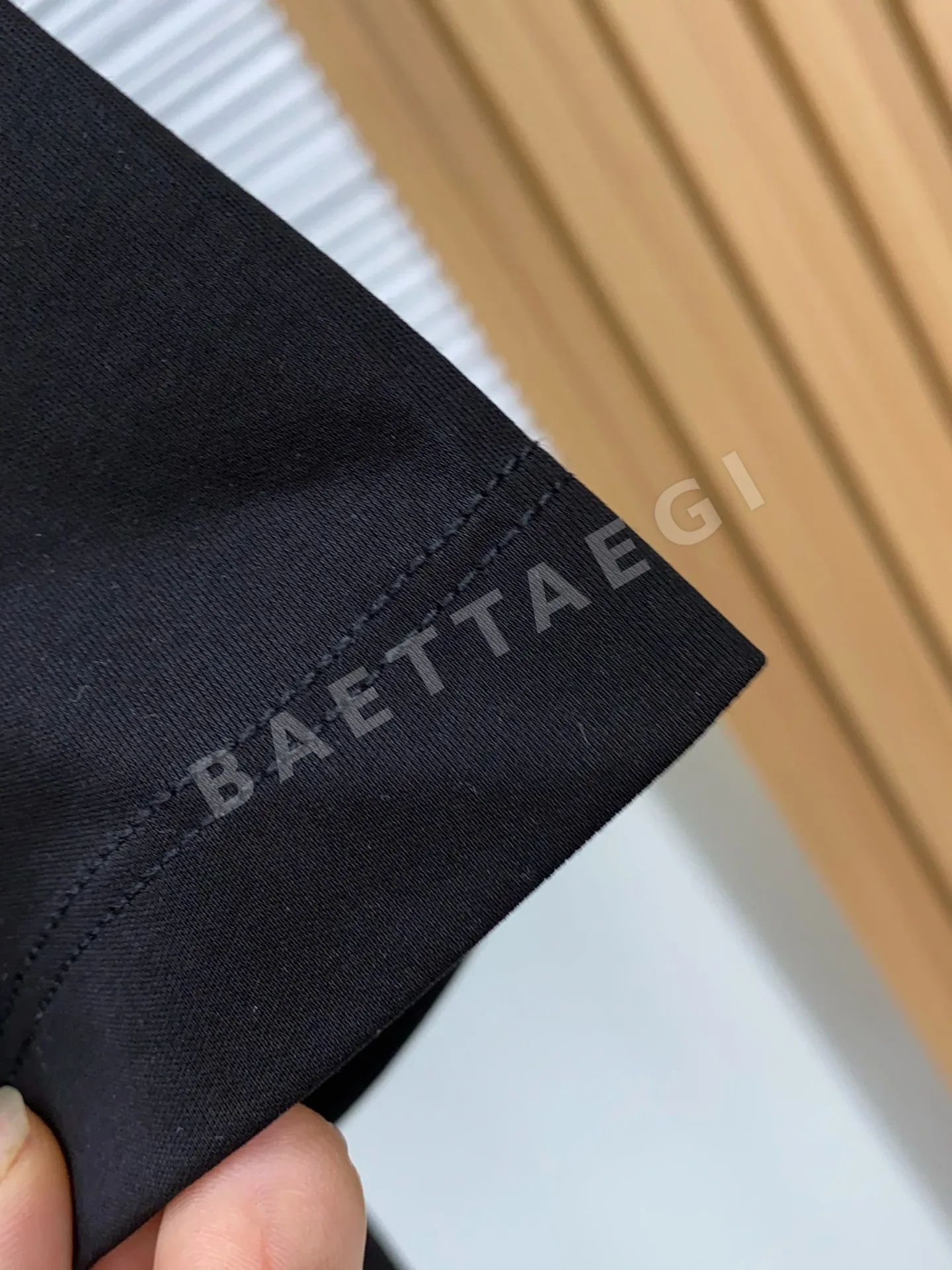 디올 크루넥 반팔 티셔츠 상세 이미지 5