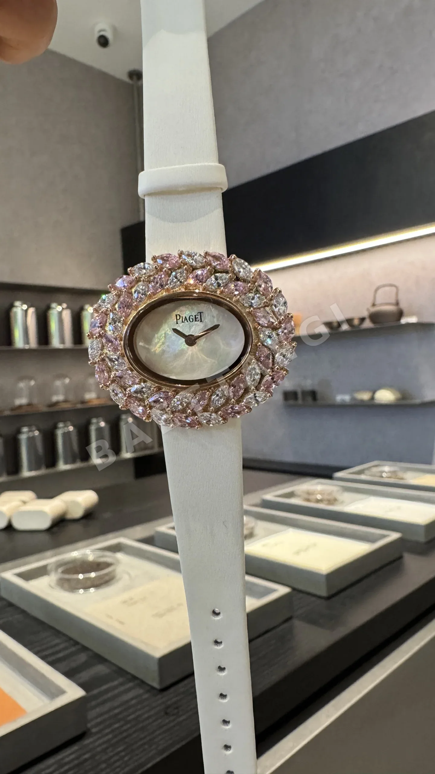 피아제 하이주얼리 18K 골드 마퀴즈 다이아 여성 시계 레플리카 45394 Piaget 상세 이미지 5