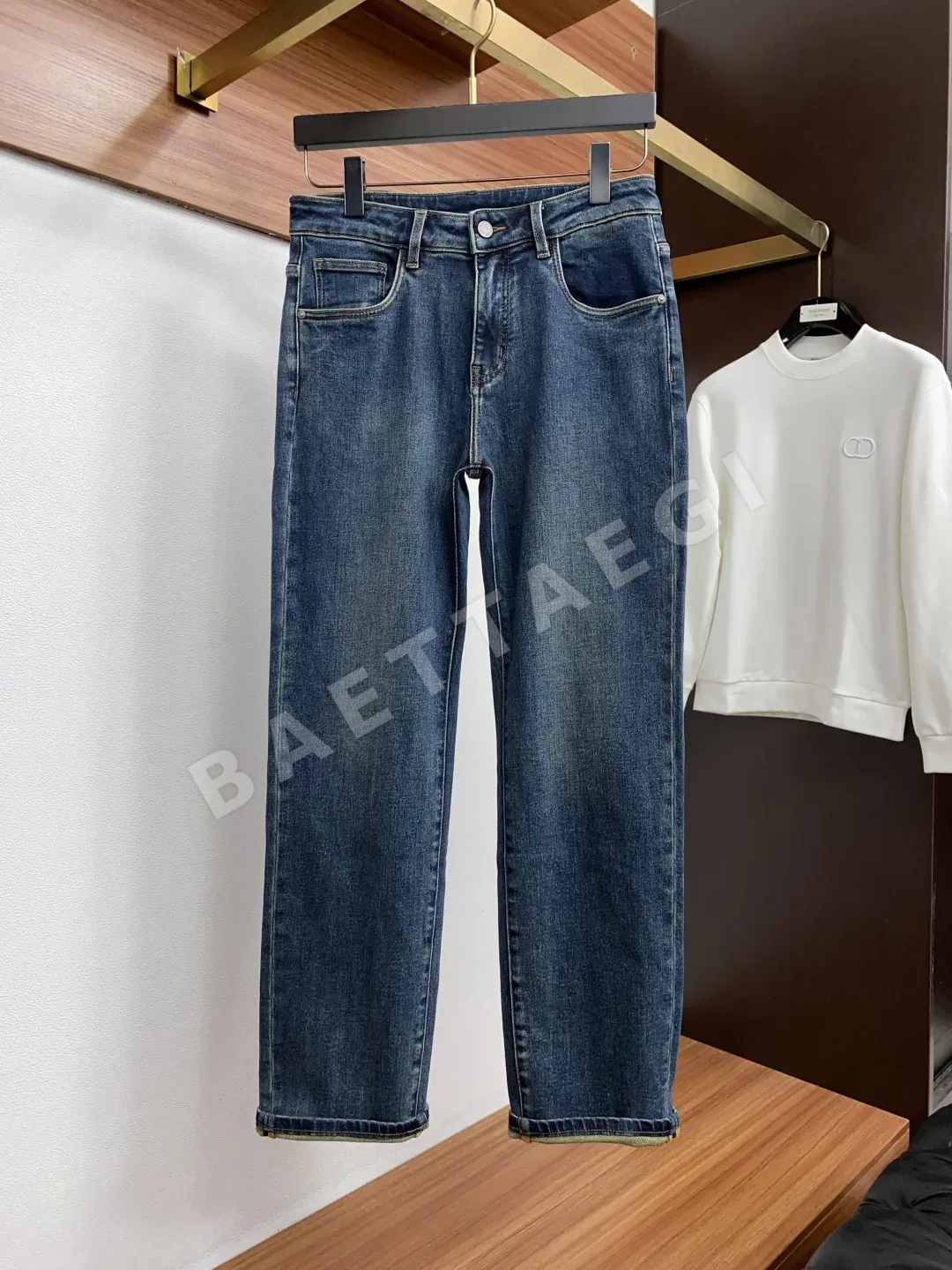 로로피아나 남성 청바지 상세 이미지 2