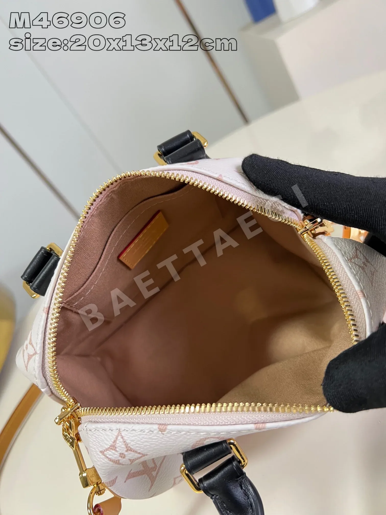 루이비통 M46906 화이트 스피디 핸드백 상세 이미지 8