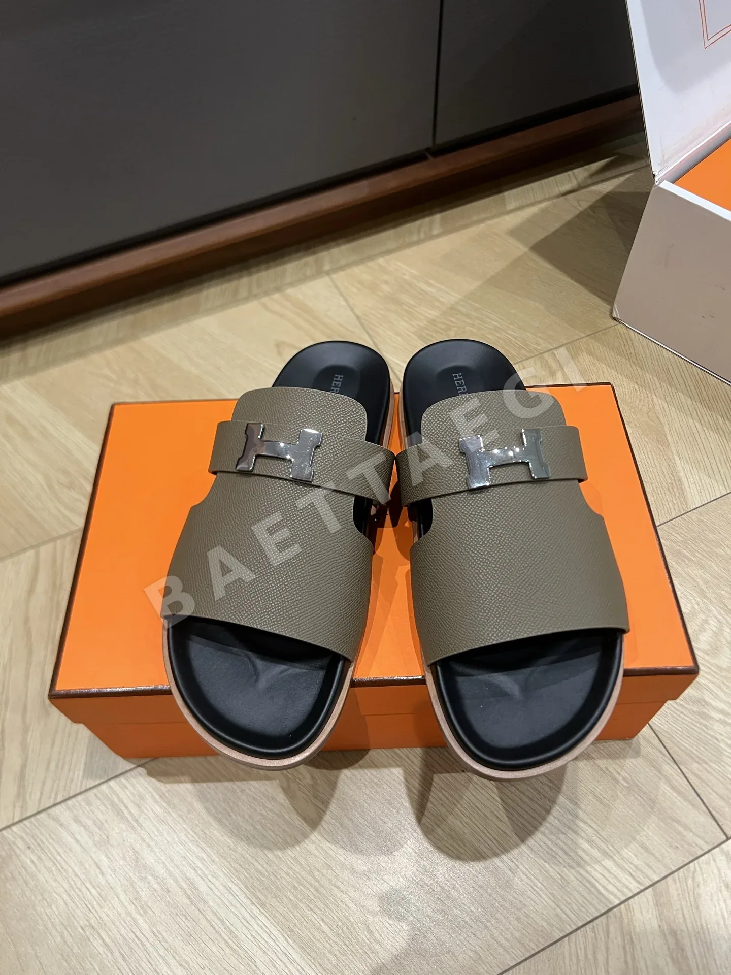 에르메스 조레스 샌들(Hermes Jaures Sandal) 상세 이미지 2