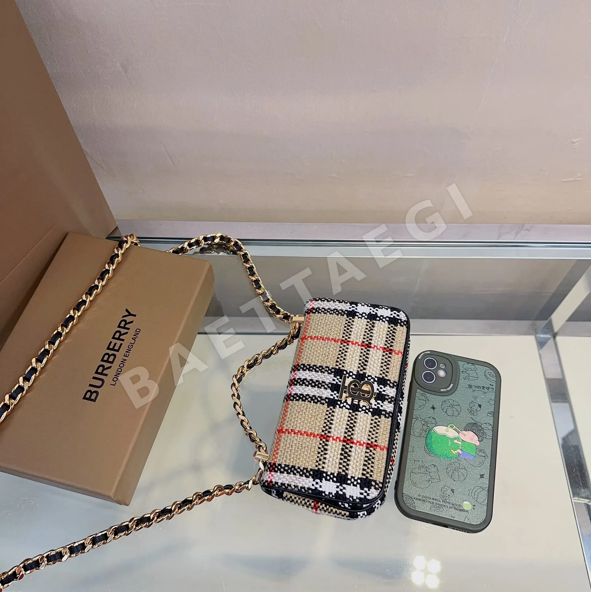 버버리 빈티지 트위드 롤라 체인 가방 상세 이미지 4
