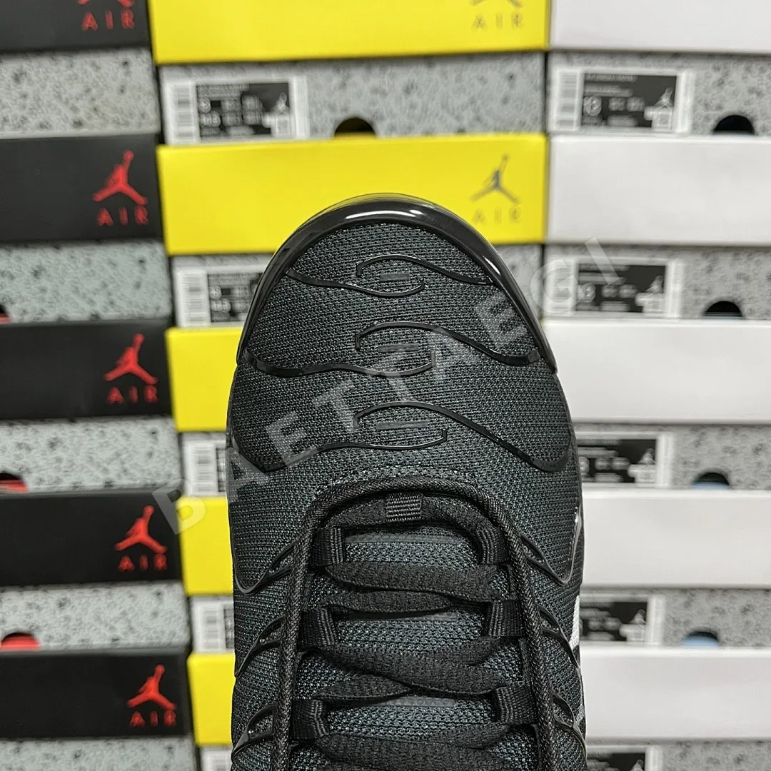 나이키 [DF] 에어 맥스 플러스 FJ4224-001 201067 Nike Air Max Plus Multi Swoosh Black 상세 이미지 10