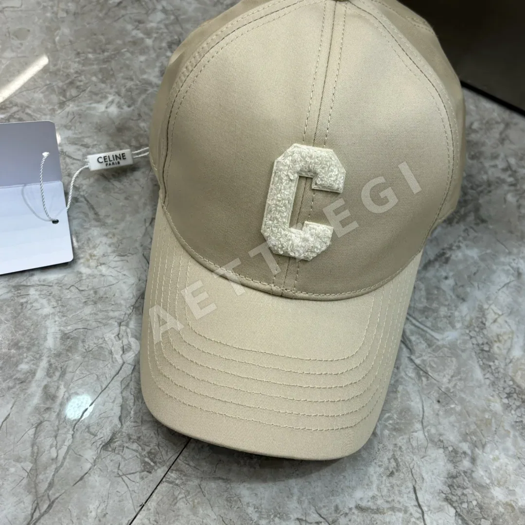 셀린느 C 로고 자수 야구모자 상세 이미지 9
