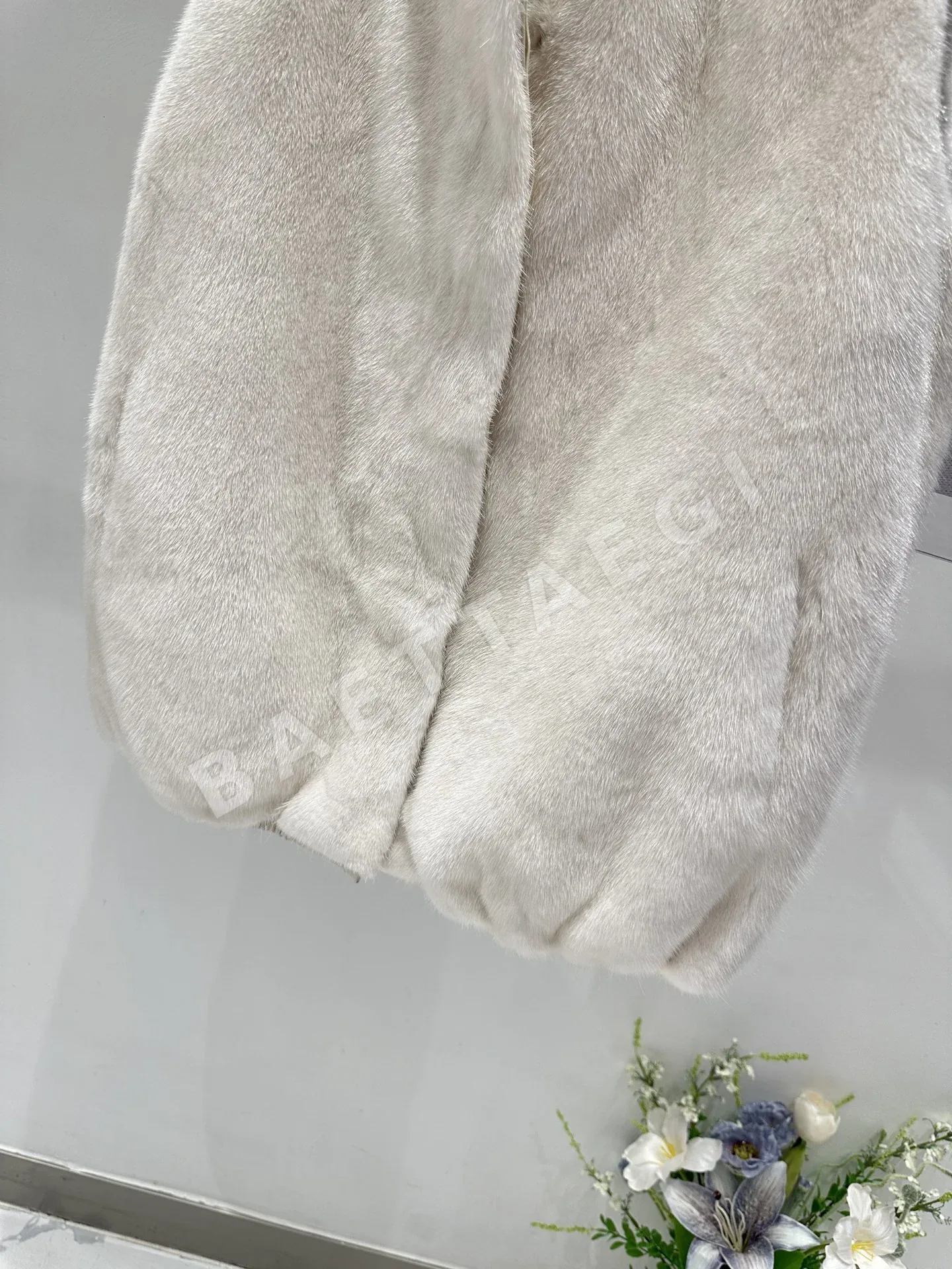 더로우 여성 크루넥 자켓 상세 이미지 4