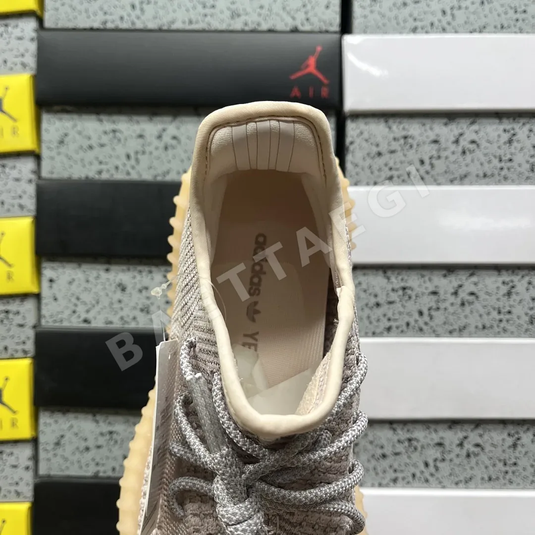 아디다스 [XQ] 이지 부스트 350 V2 FV5666 200764 Adidas Yeezy Boost 350 V2 Synth Reflective 상세 이미지 3