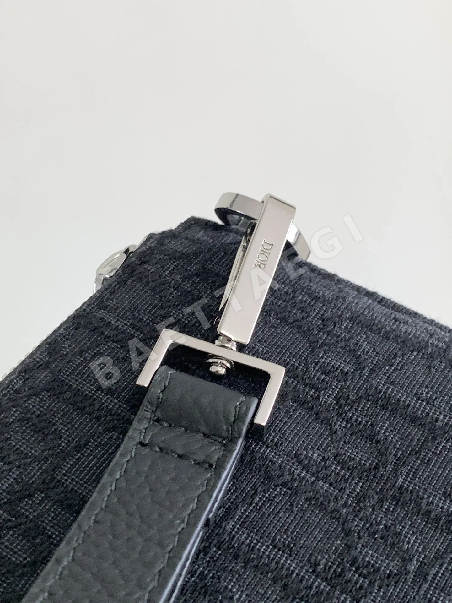 디올 오블리크 클러치 가방 상세 이미지 5