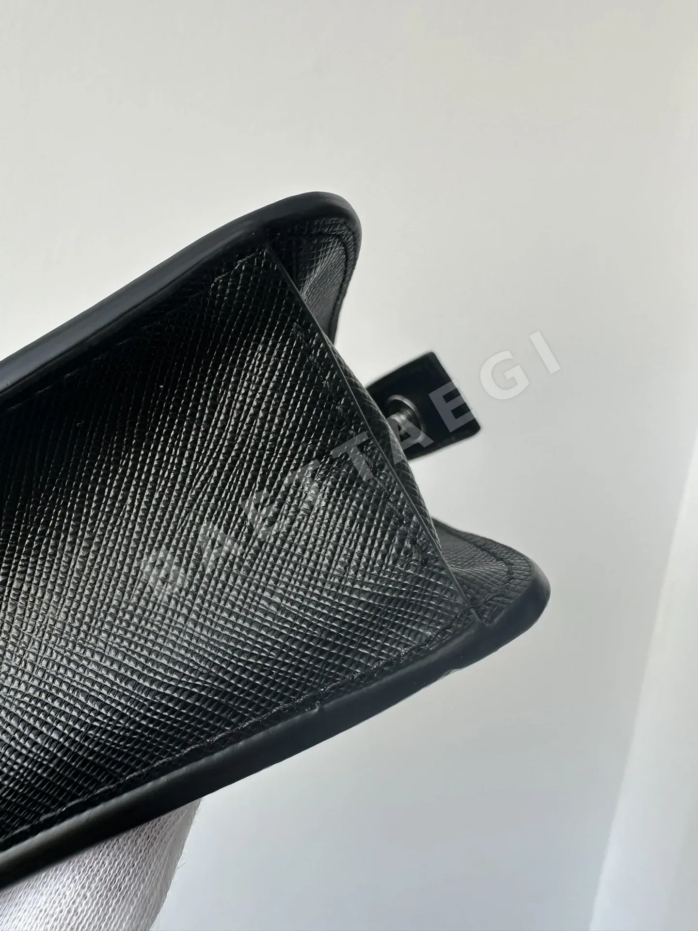 프라다 소가죽 미니 핸드백 상세 이미지 7