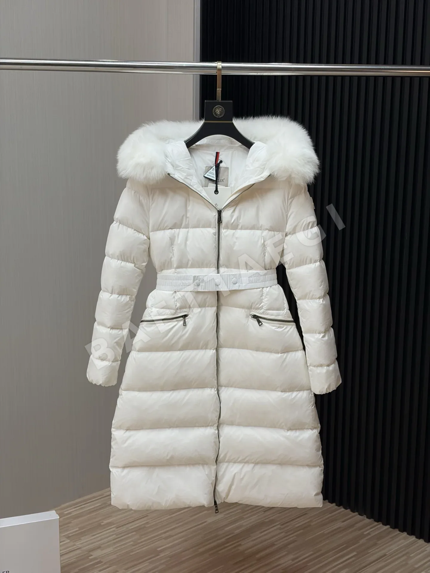 몽클레르 보에딕 여성 구스 다운 패딩 점퍼 상세 이미지 6
