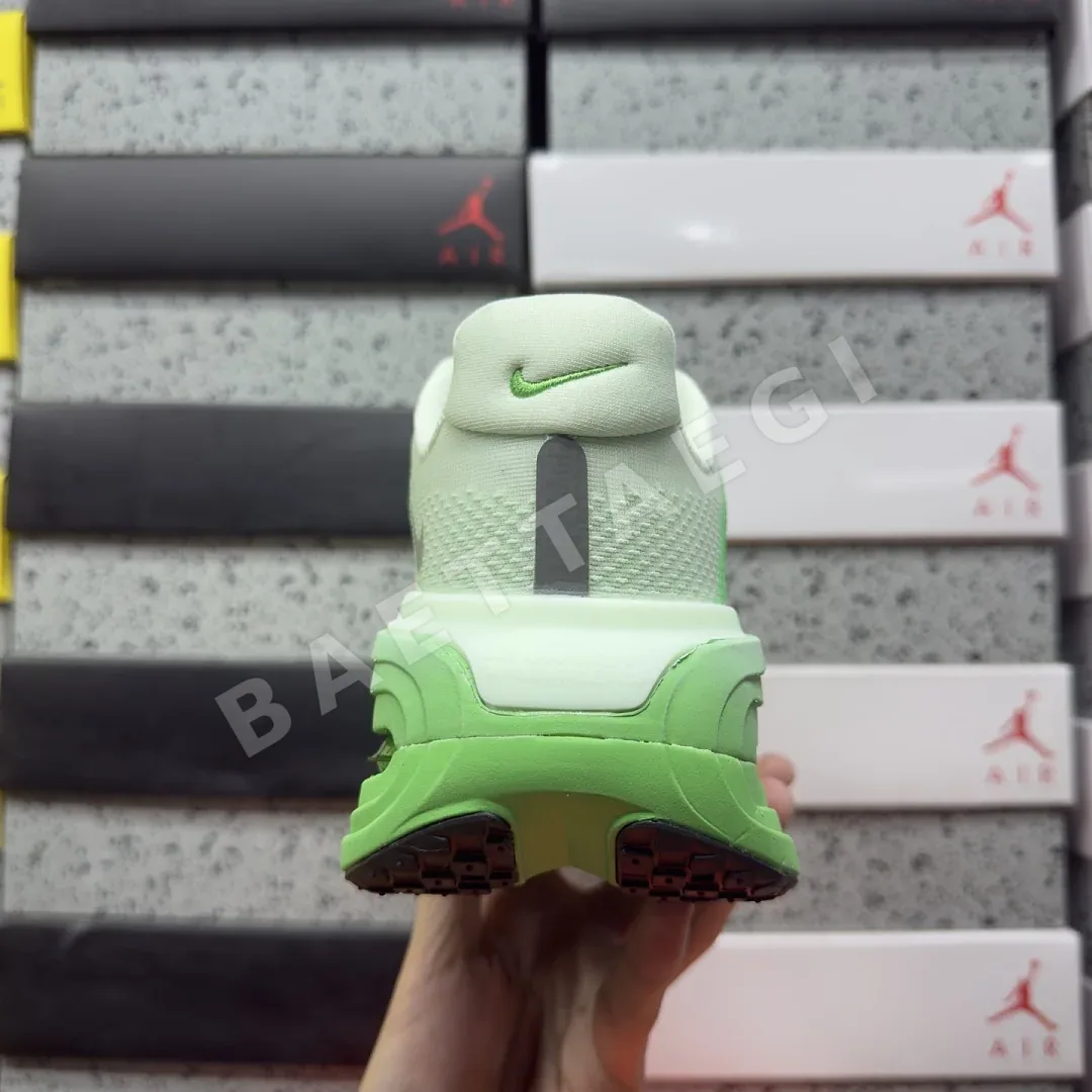 나이키 [5A] 보메로 프리미엄 HM5973-302 201794 Nike Vomero Premium Barely Green 상세 이미지 3