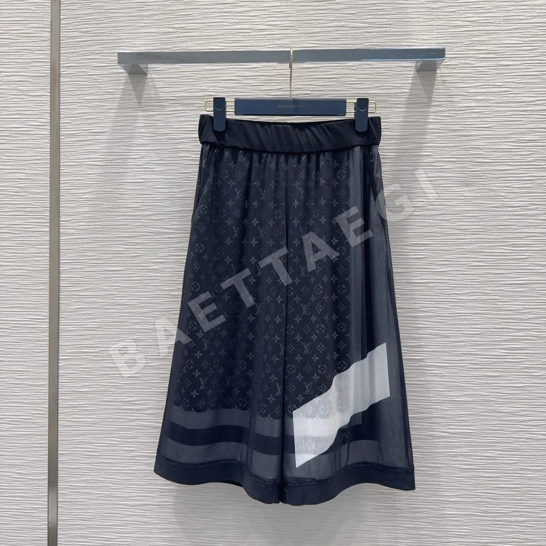 루이비통 여성 스커트