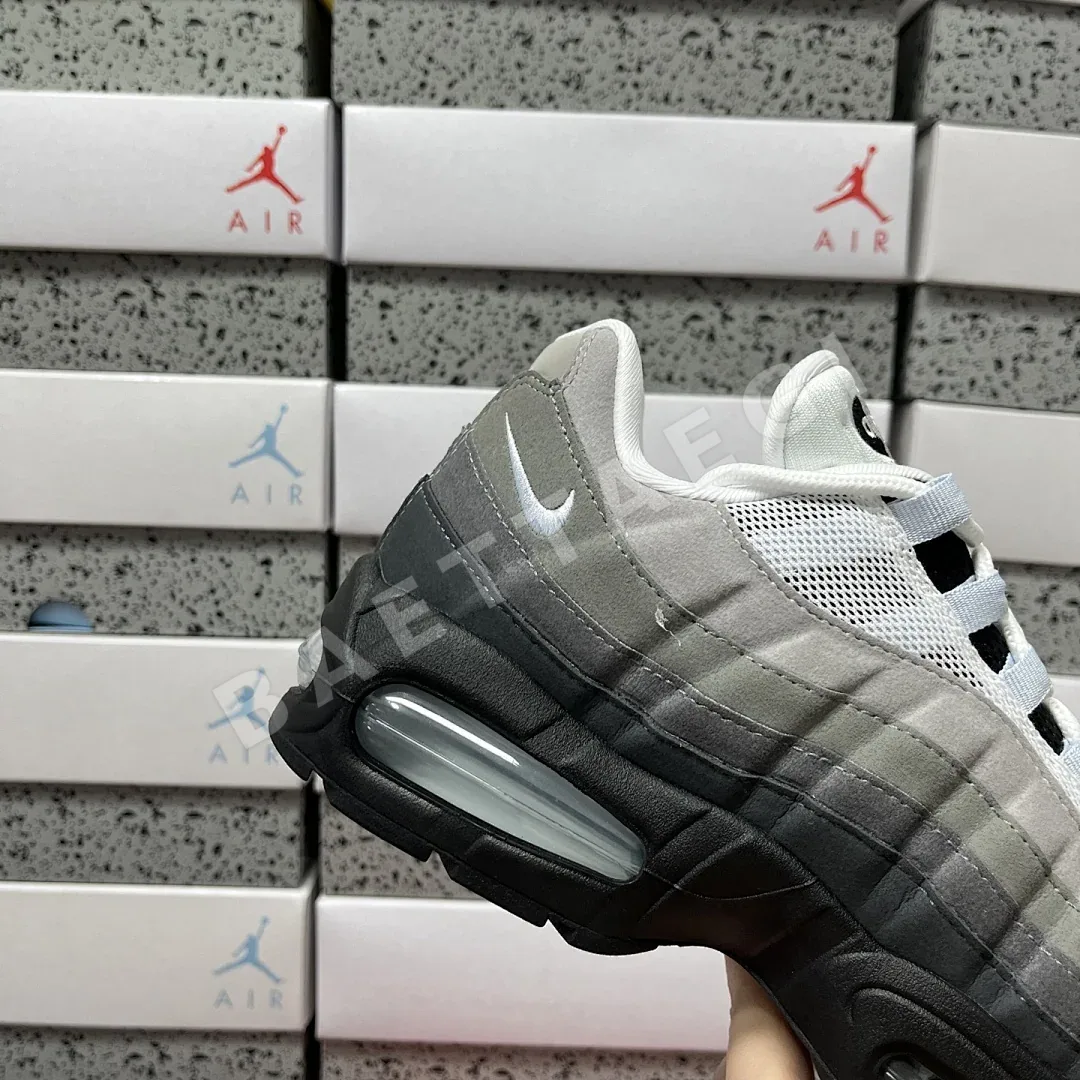 나이키 [KZ2.0] 에어 맥스 95 OG HJ5996-002 201154 Nike Air Max 95 OG Big Bubble Blue 상세 이미지 6