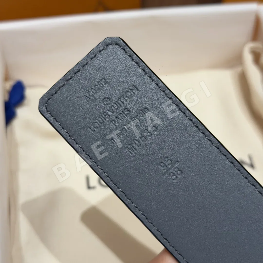루이비통 이니셜 리버시블 소가죽 벨트 40mm 상세 이미지 8