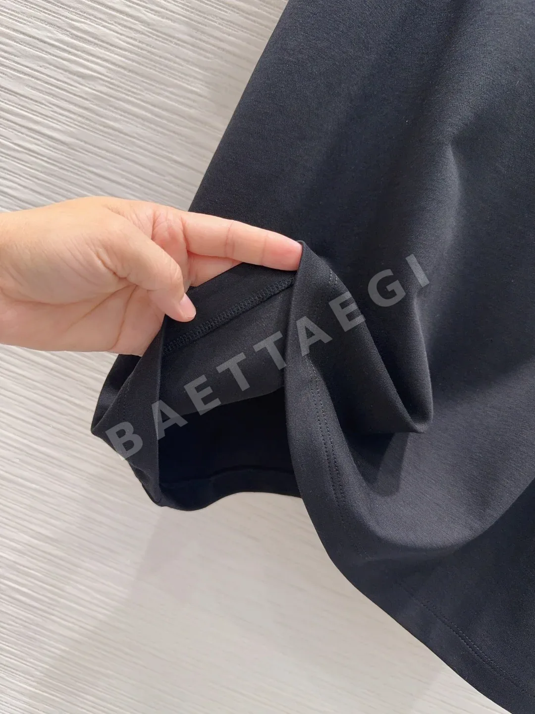 루이비통 여성 반팔 티셔츠 상세 이미지 7