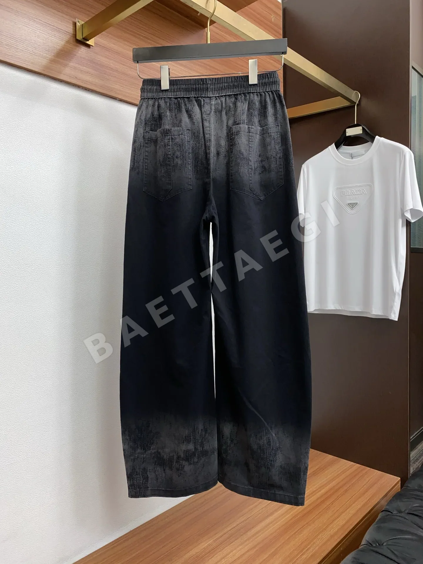 발렌시아가 남성 캐주얼 바지 상세 이미지 8