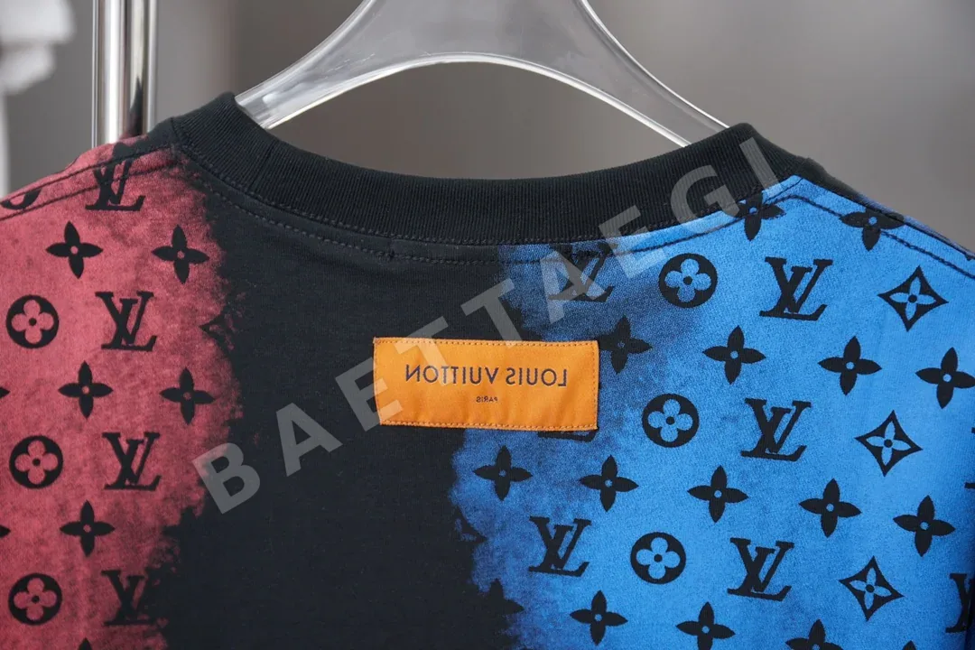 루이비통 컬러풀 디지털 LV 레터 남성 반팔 티셔츠 상세 이미지 7