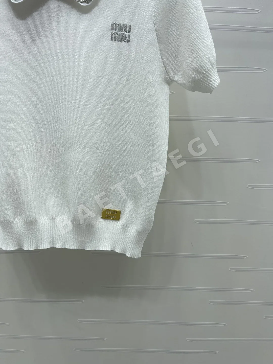 미우미우 라인스톤 카라 니트 반팔 탑 상세 이미지 6