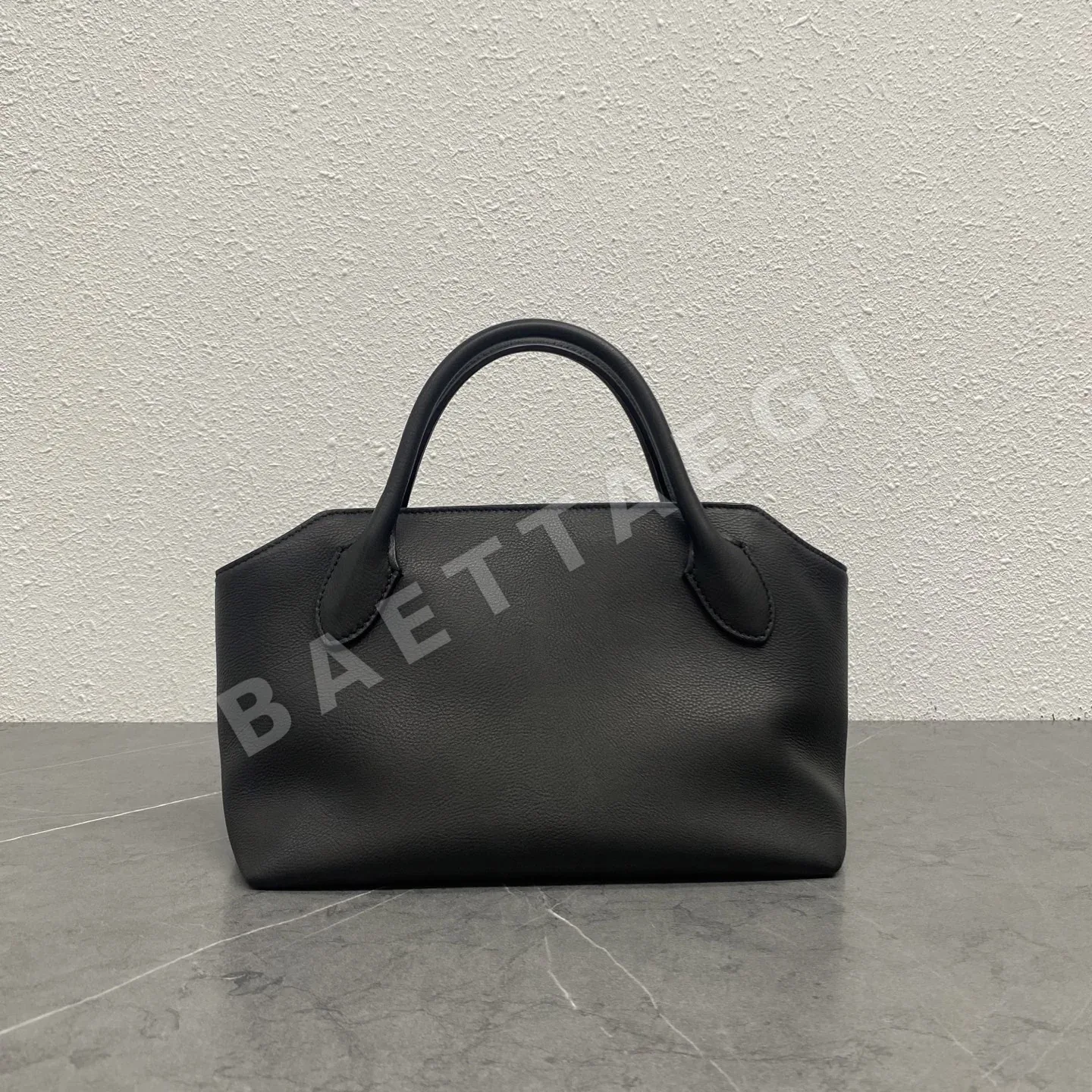 더로우 테라스 바우렛 카프스킨 핸드백 TR-049 상세 이미지 1