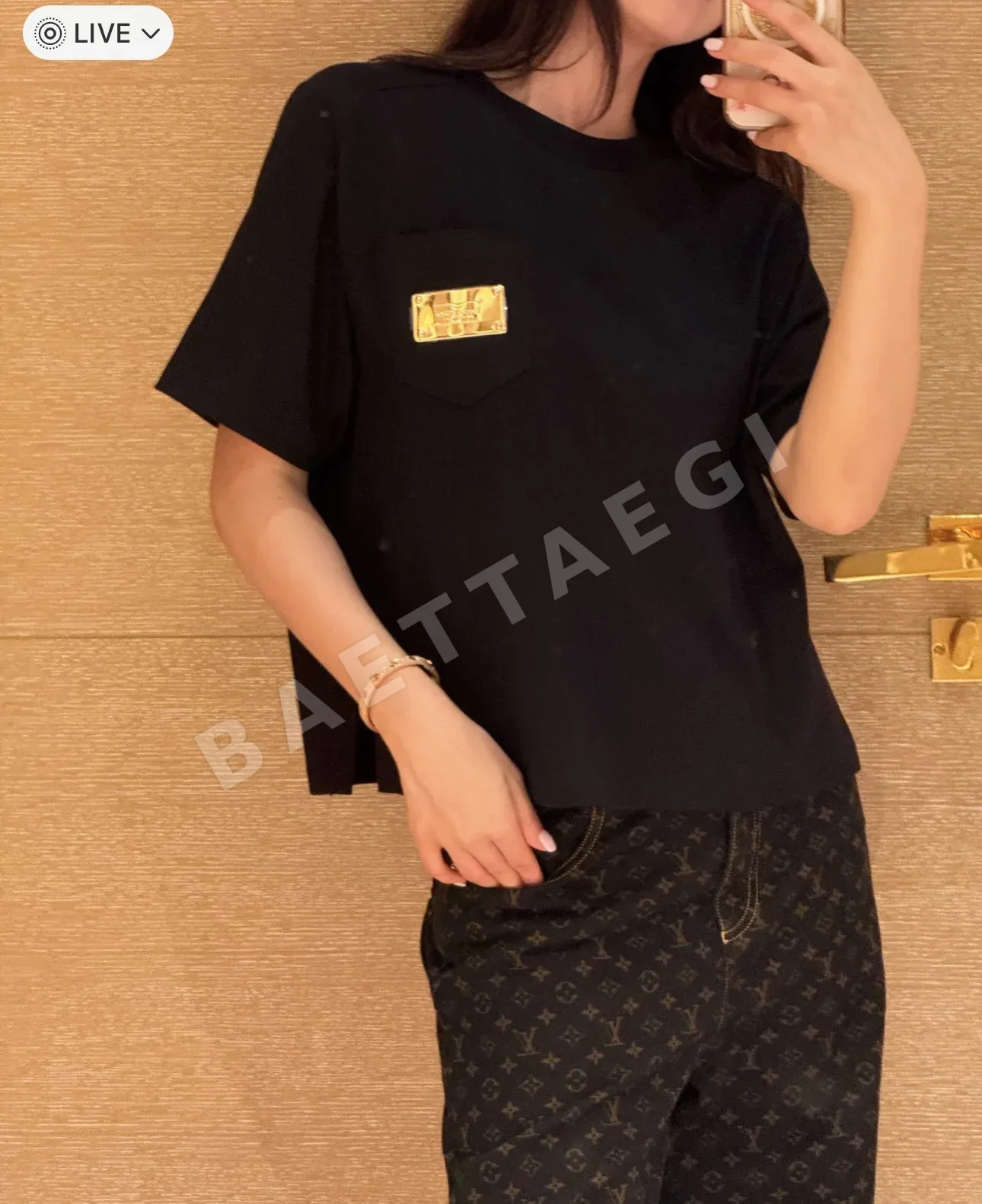 루이비통 데님 패치워크 메탈 포켓 크루넥 반팔 티셔츠 52053