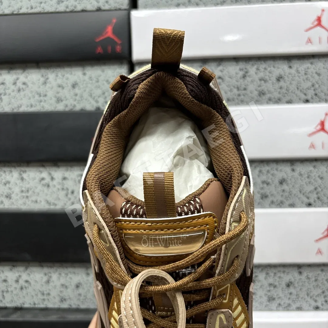 오프화이트 비 라이트 백 브라운 블랙 202485 Off White Be Right Back 상세 이미지 5