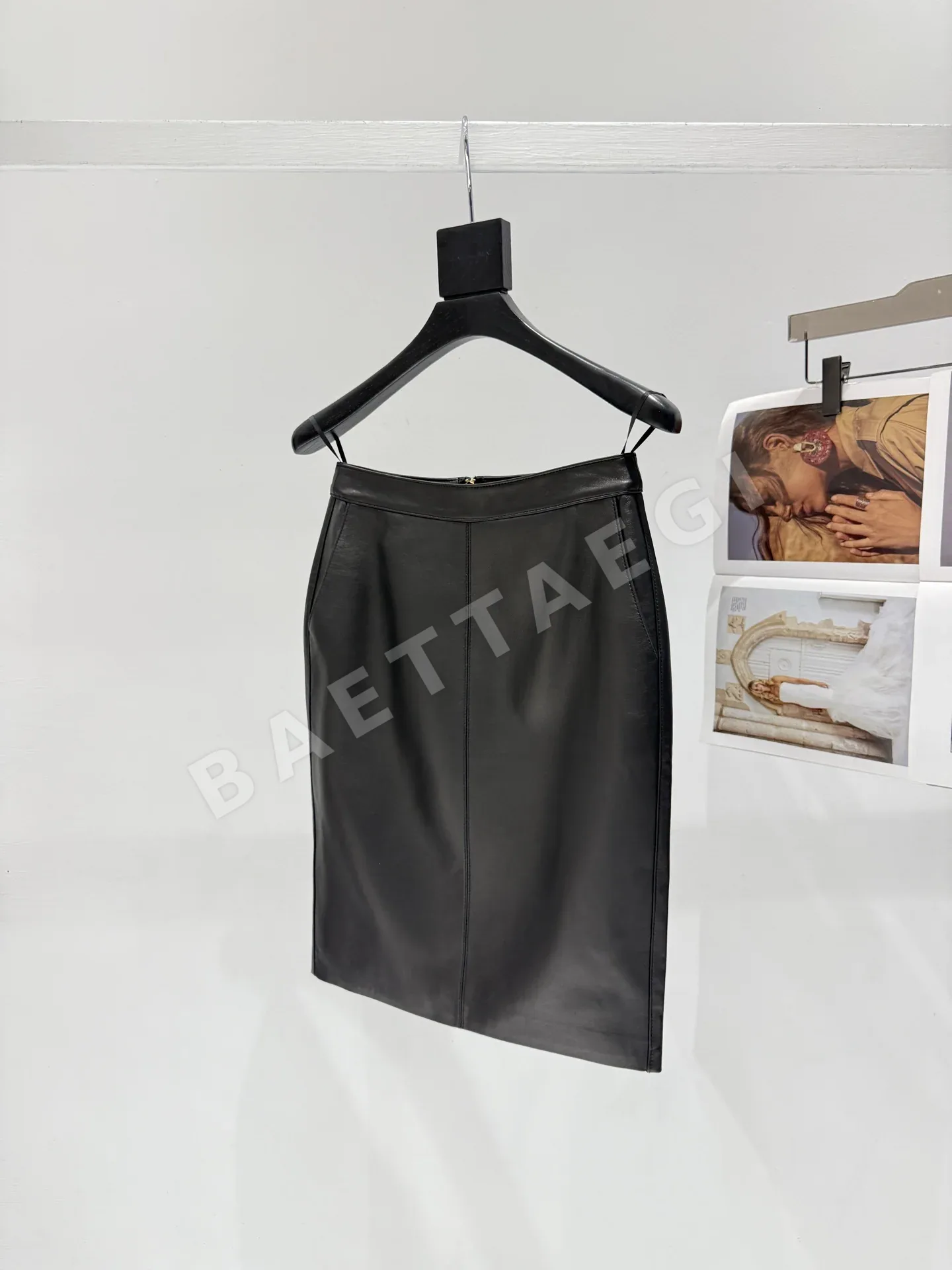 생로랑 레더 여성 스커트 상세 이미지 3
