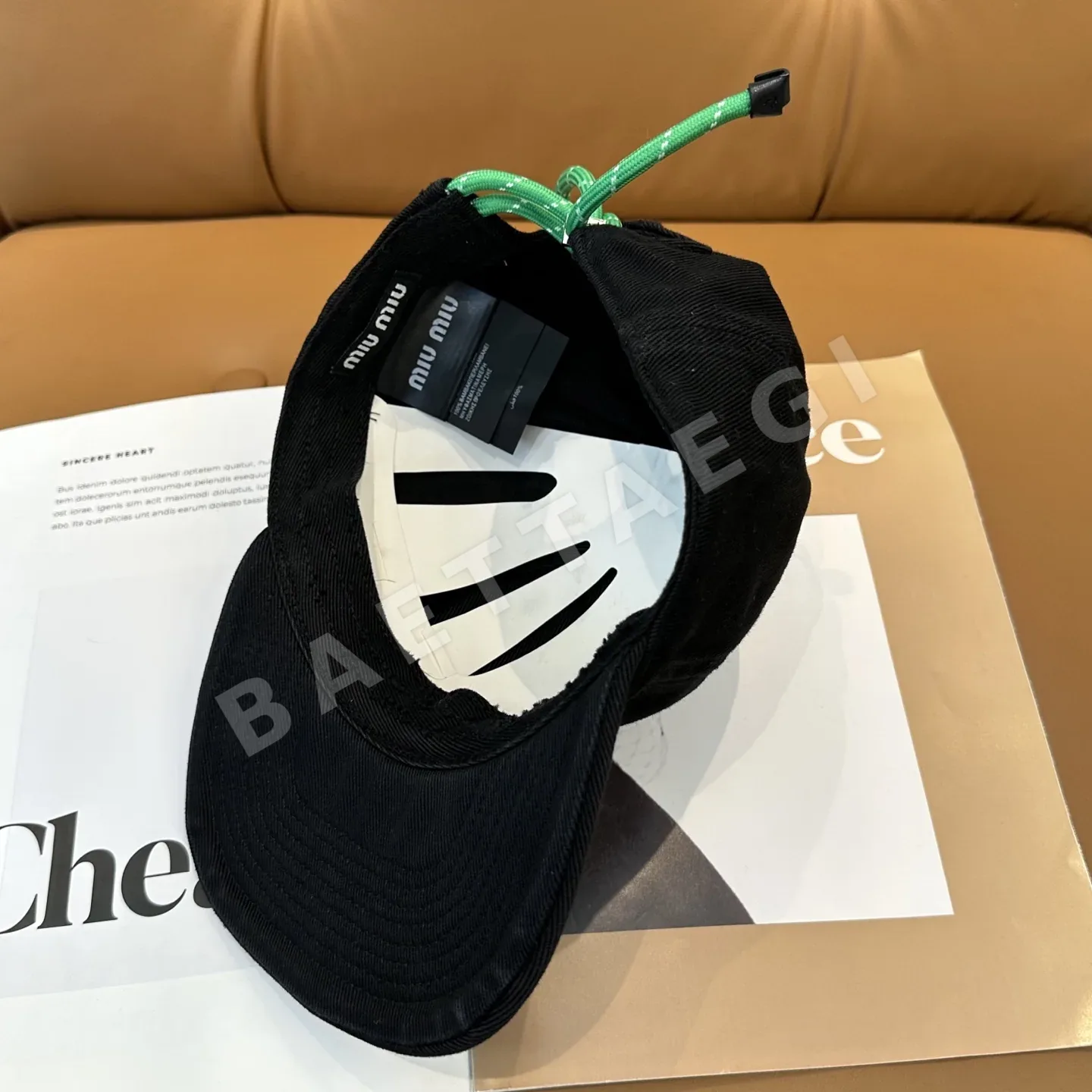 미우미우 컬러풀 드로스트링 모자 상세 이미지 4