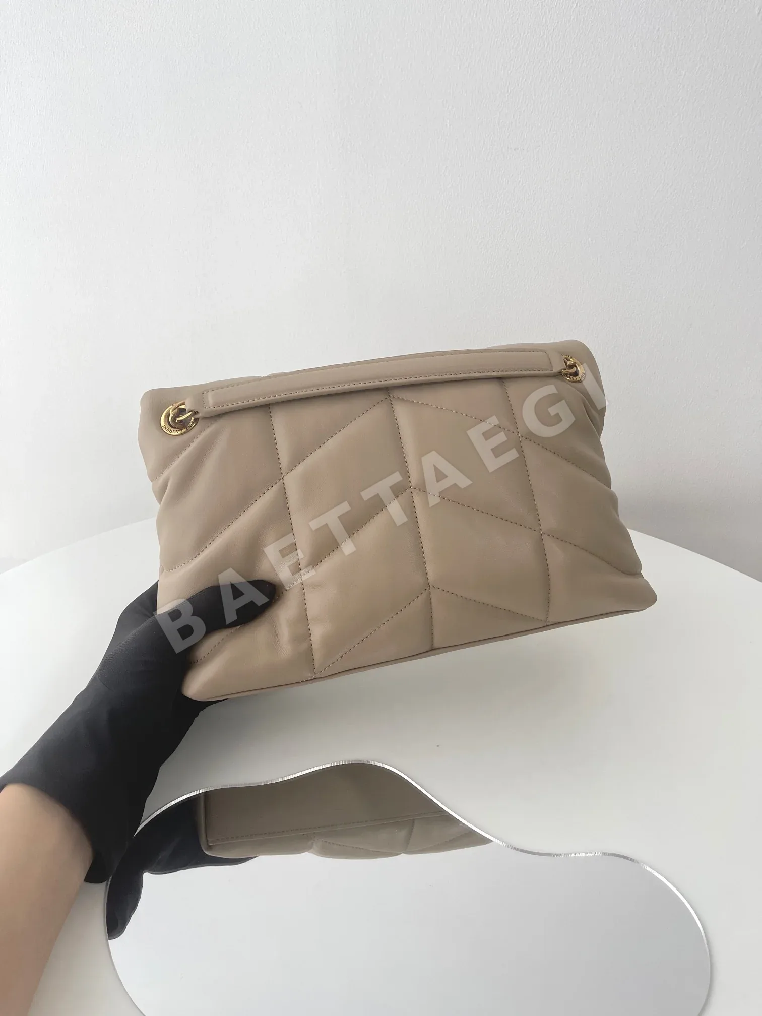 생로랑 가방 상세 이미지 2