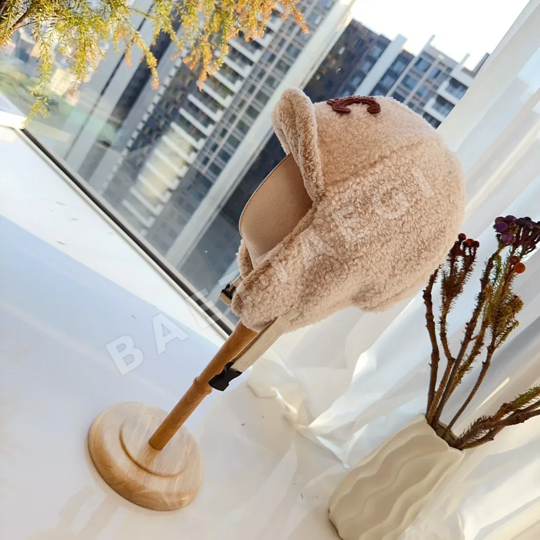 셀린느 램울 귀마개 모자 상세 이미지 2
