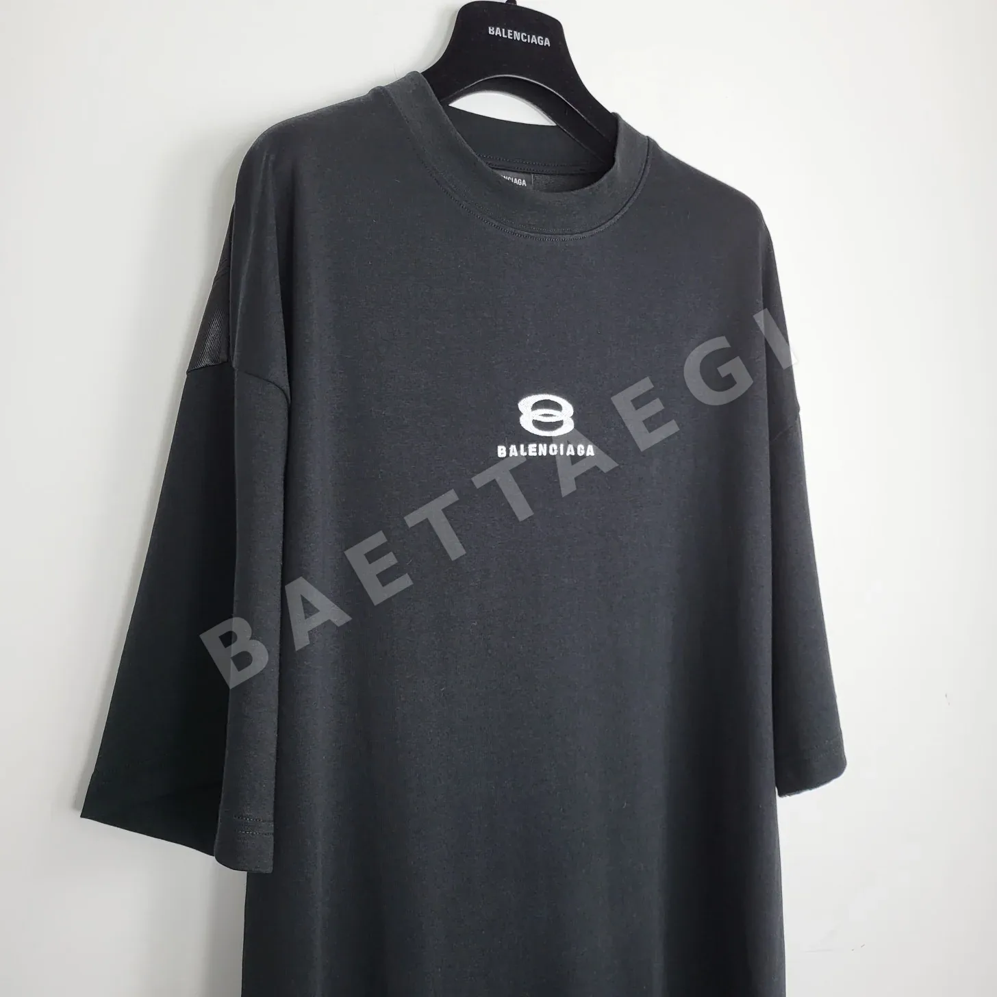 발렌시아가 더블링 패치워크 자수 프린트 코튼 반팔 티셔츠 818 상세 이미지 3