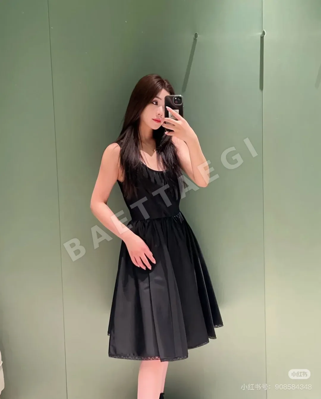 프라다 레이스 트림 플리츠 미니 나일론 원피스 151837