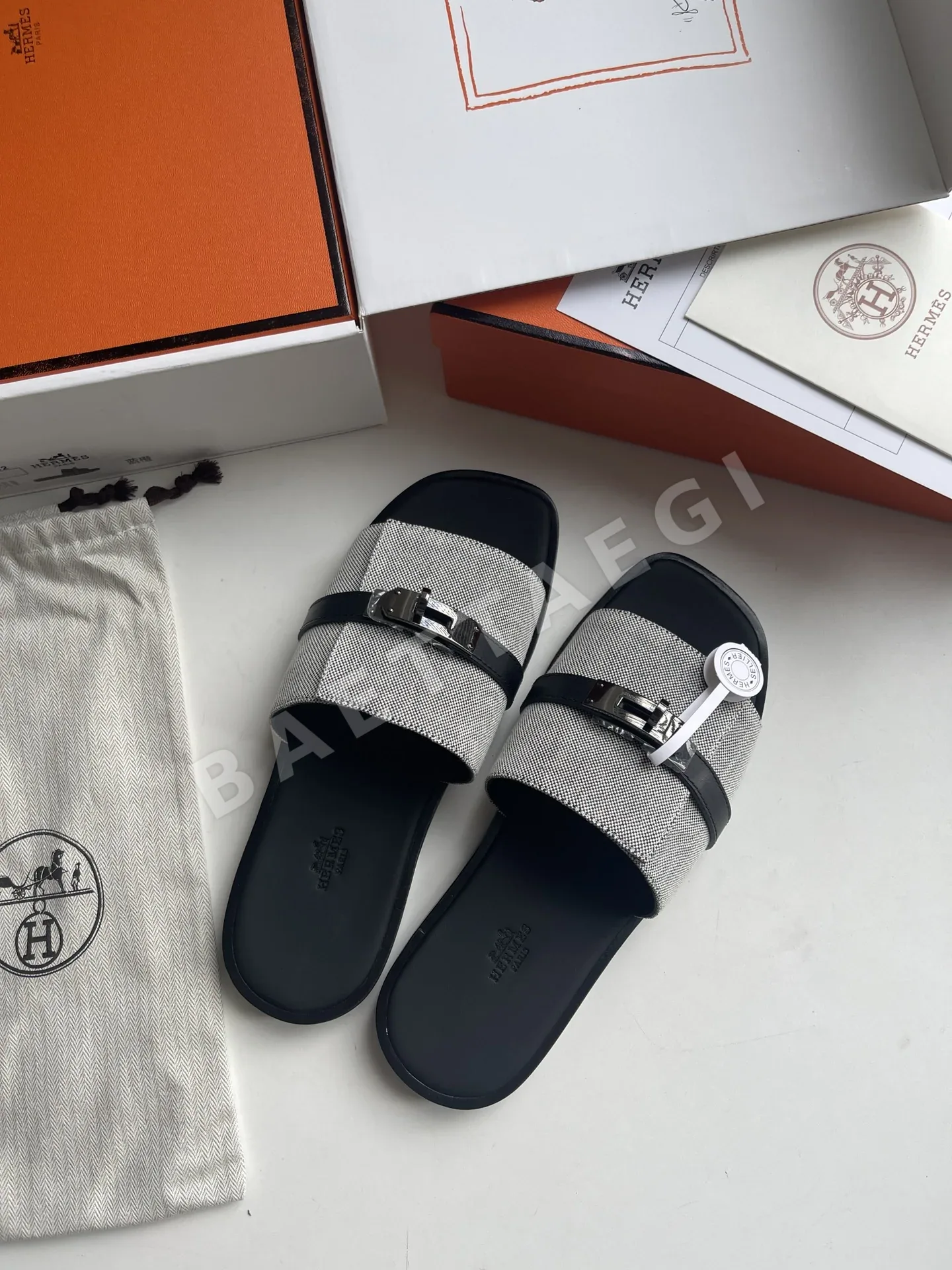에르메스 가브리엘 슬리퍼 23752