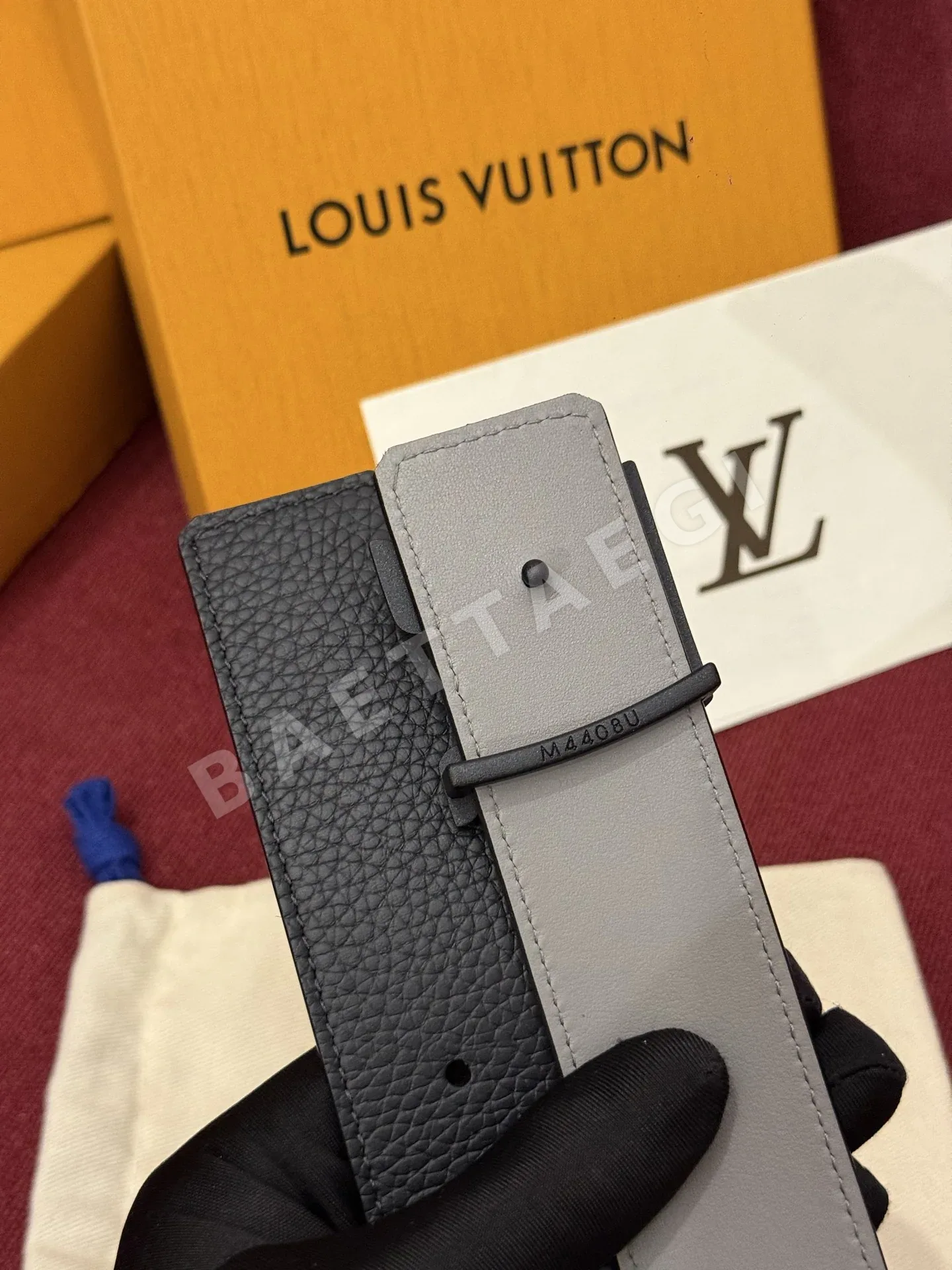 루이비통 다미에 LV 리버시블 가죽 벨트 상세 이미지 5