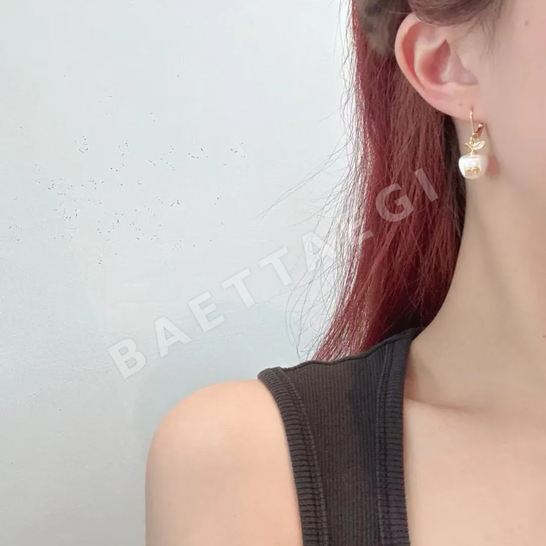 샤넬 뮤뮤 컬렉션 귀걸이 149374