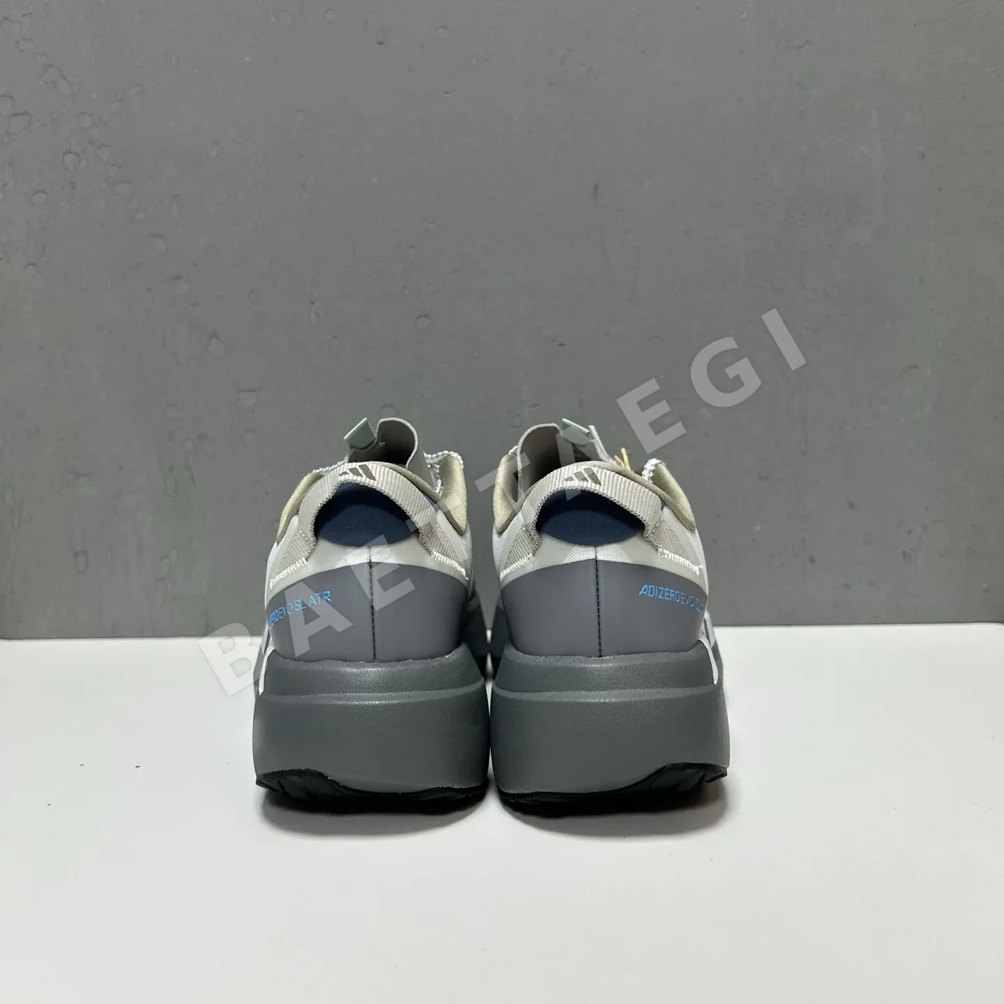 아디다스 신발 157711 Adidas Sneakers 상세 이미지 2