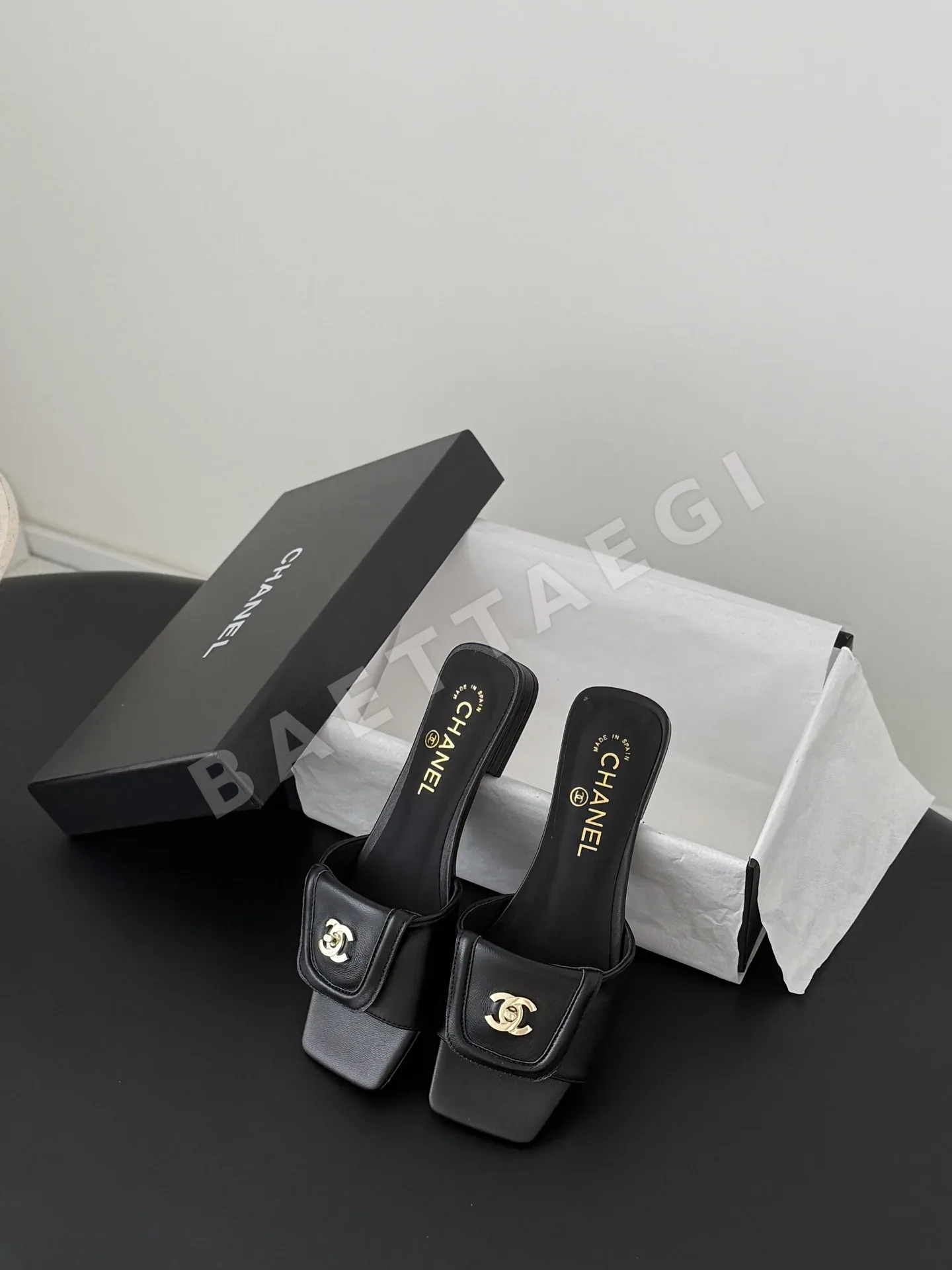 샤넬 백팩 버클 로퍼 상세 이미지 6