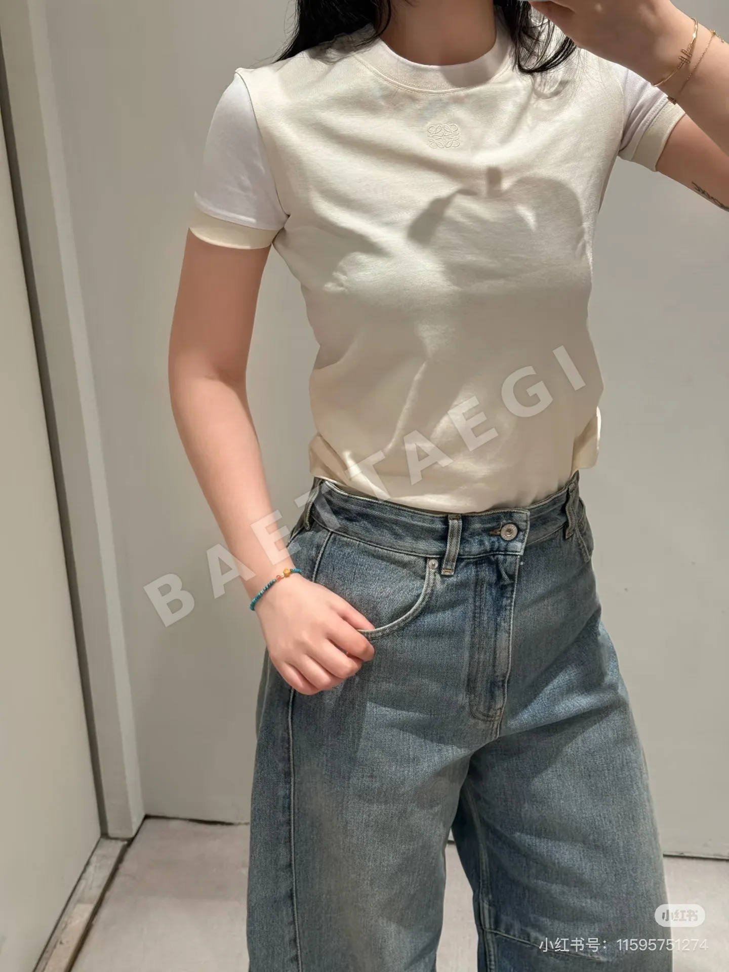 로에베 컬러 블록 래글런 반팔 티셔츠 상세 이미지 5