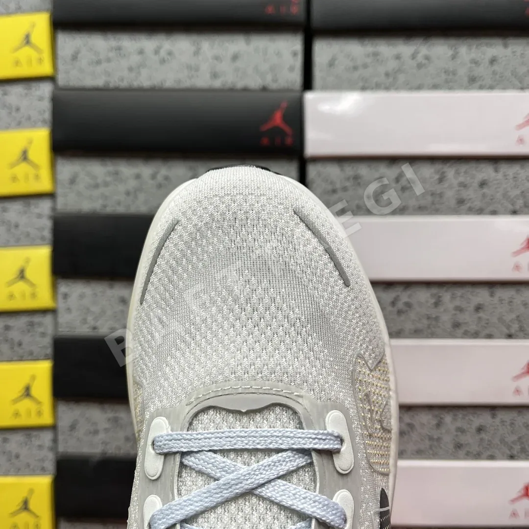 나이키 [CG] 보메로 프리미엄 CM II5258-100 201991 Nike Vomero Premium CM White Racer Blue 상세 이미지 7