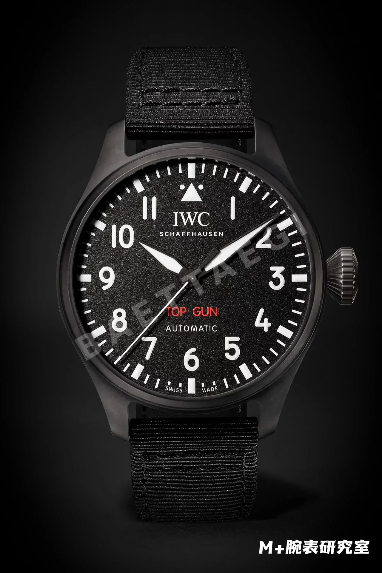 IWC 파일럿 시계 상세 이미지 2