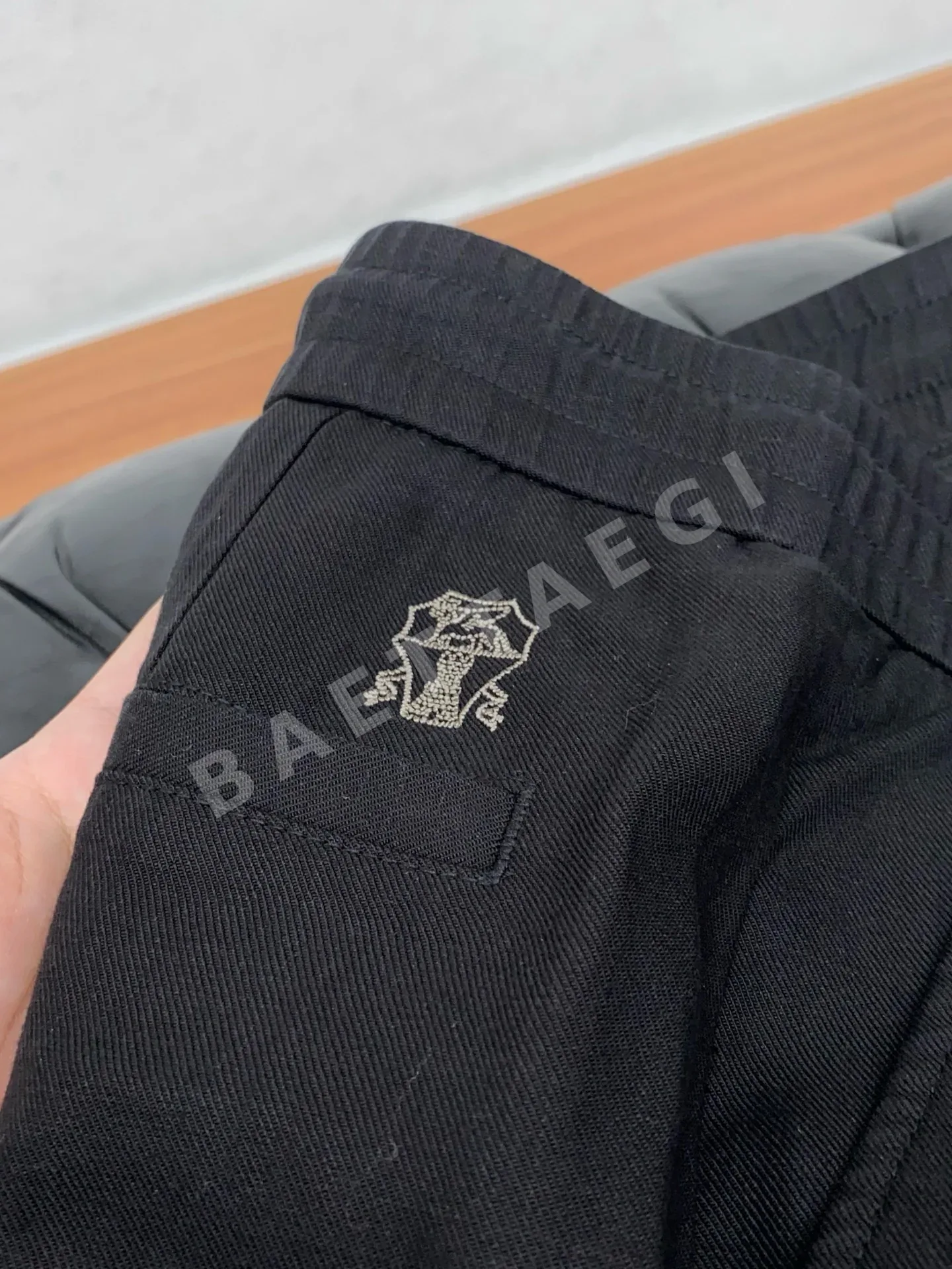 브루넬로쿠치넬리 남성 바지 65818 Brunello Cucinelli 상세 이미지 5