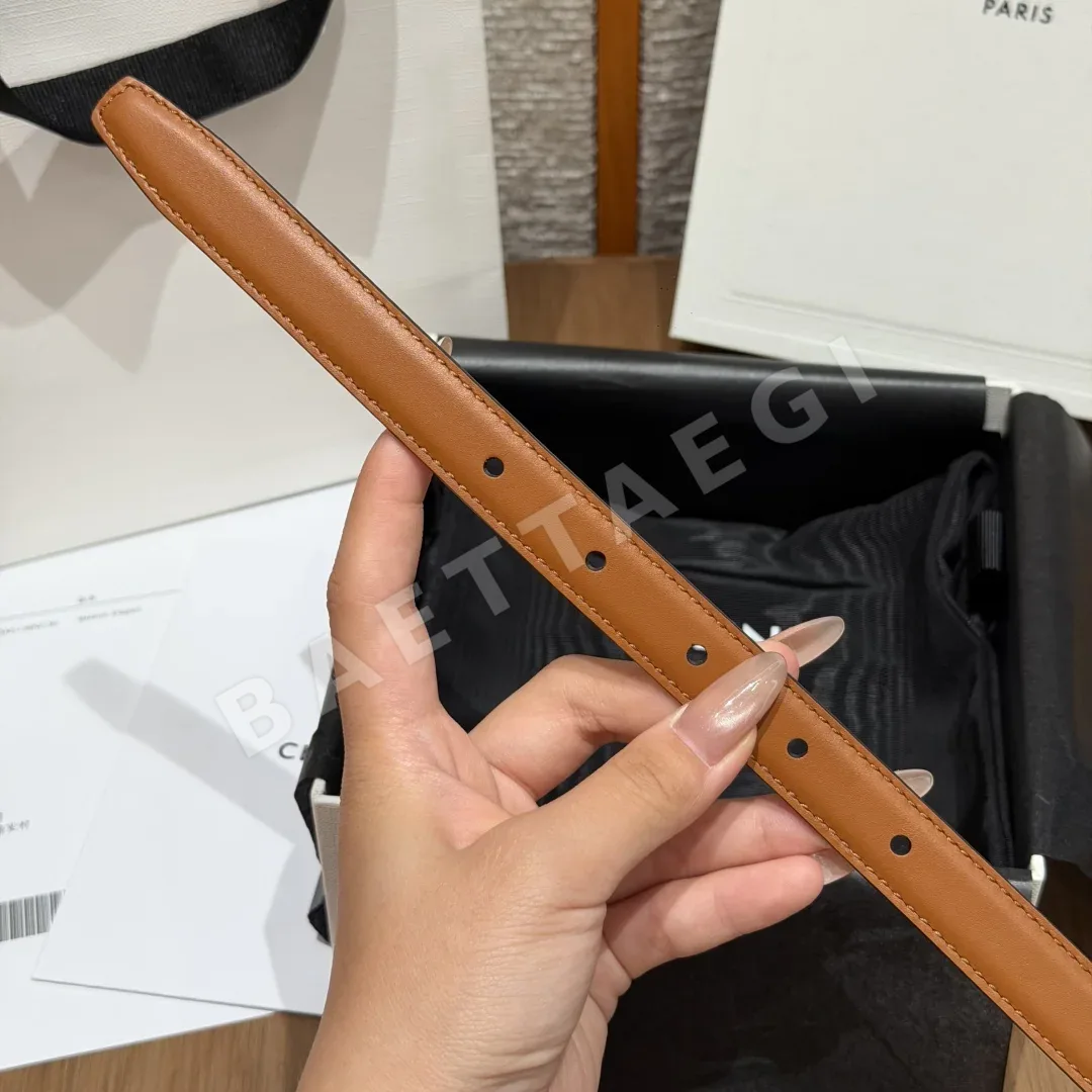 셀린느 트리옴프 양면 가죽 벨트 상세 이미지 8