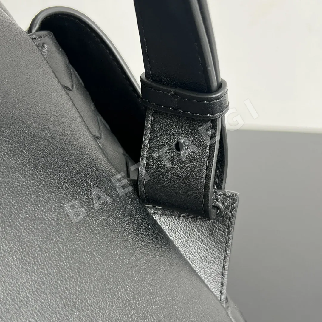 보테가베네타 송아지가죽 남성 백팩 805971 5734 상세 이미지 8