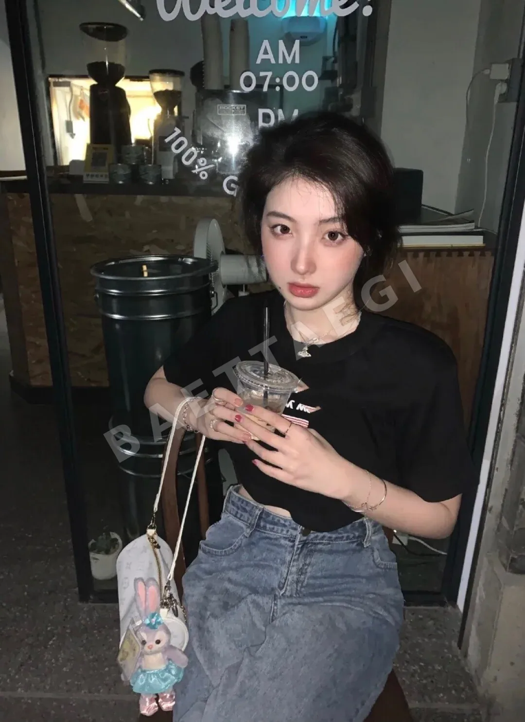 비비안웨스트우드 새턴 브로치 목걸이 상세 이미지 2