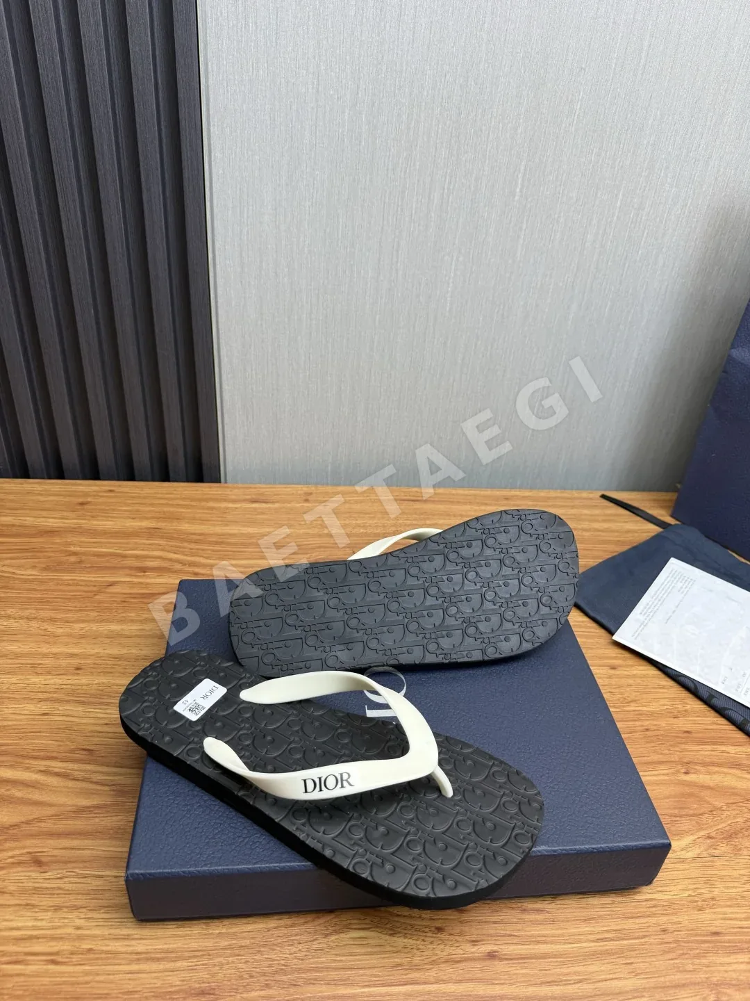 디올 남성 샌들 상세 이미지 6
