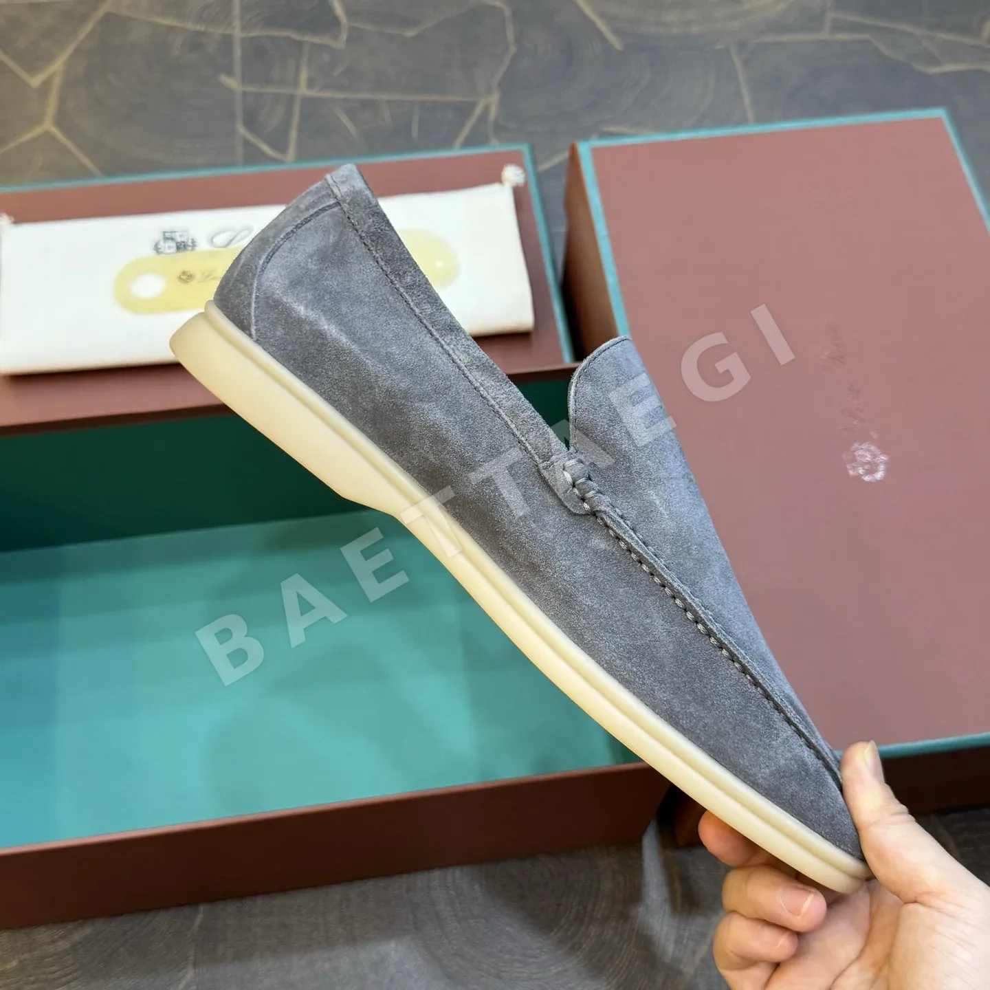 로로피아나 로퍼 스웨이드 상세 이미지 6